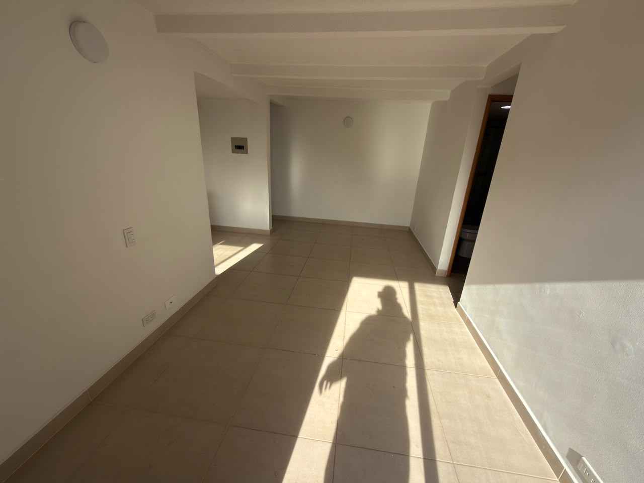 ARRIENDO APARTAMENTO EN LA LOMA DE LOS BERNAL