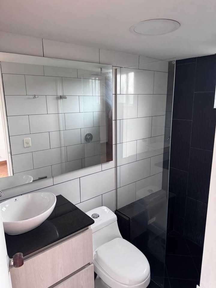 ARRIENDO APARTAMENTO EN LA CASTELLANA