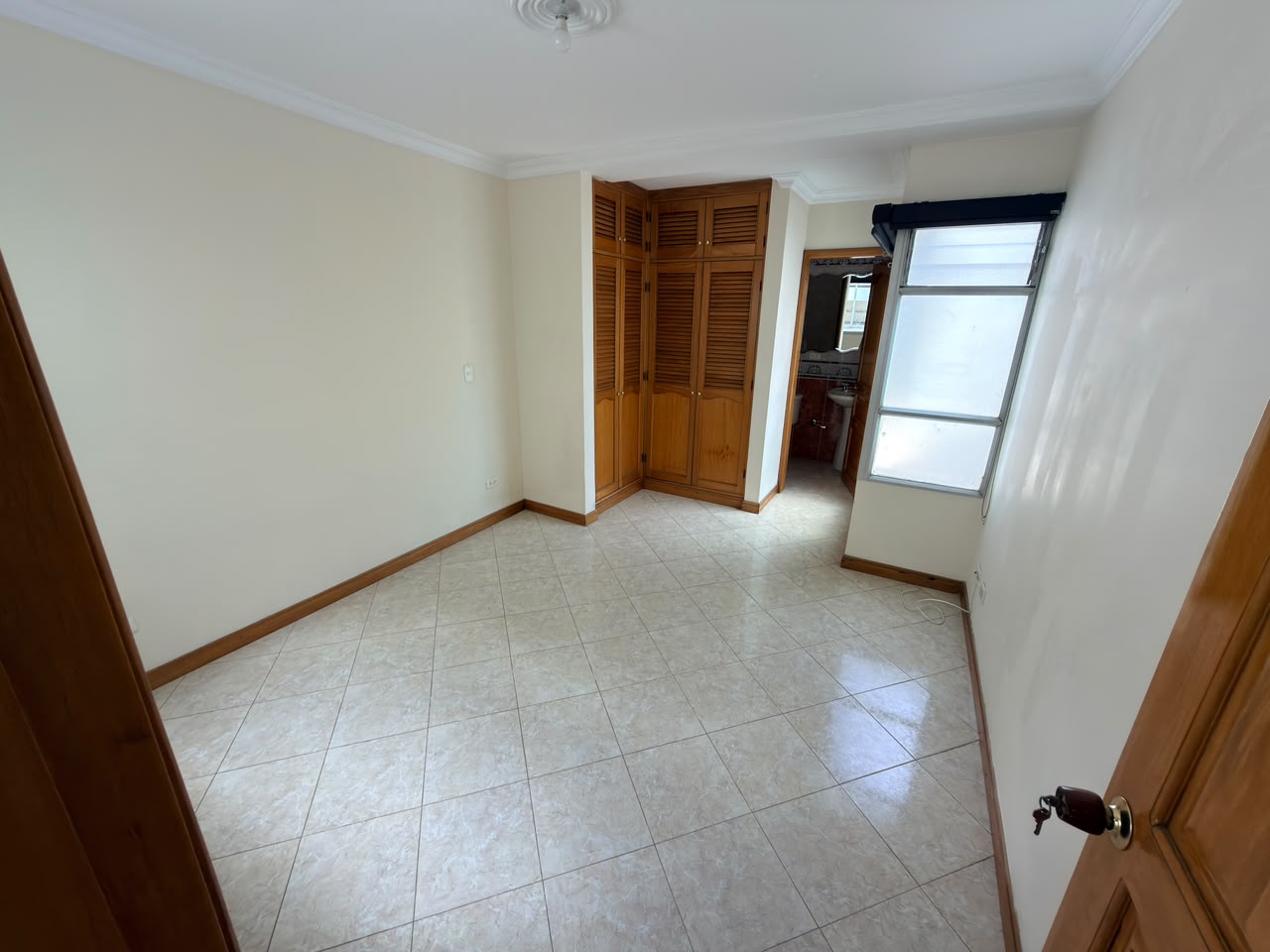 ARRIENDO APARTAMENTO DUPLEX EN EL VELODROMO