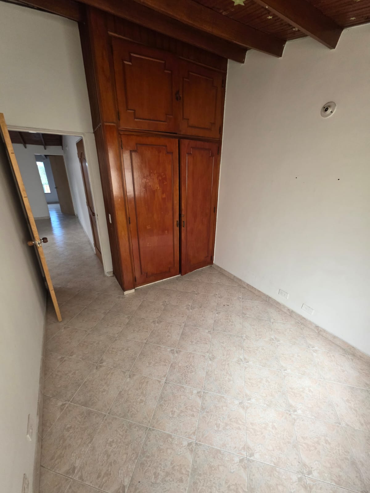 ARRIENDO APARTAMENTO EN SANTA MONICA