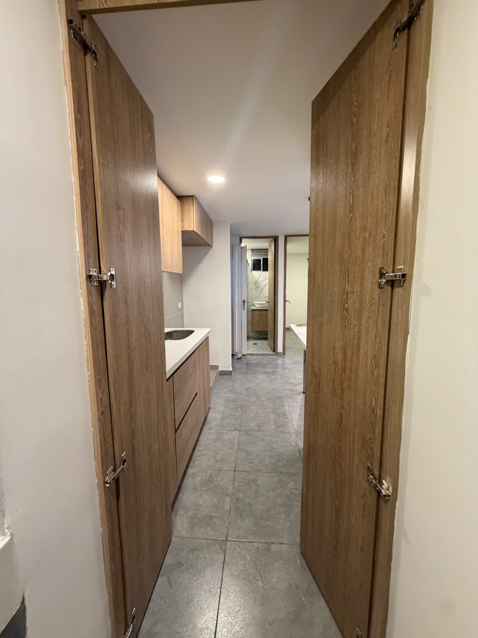 VENDO APARTAMENTO EN LA AURORA