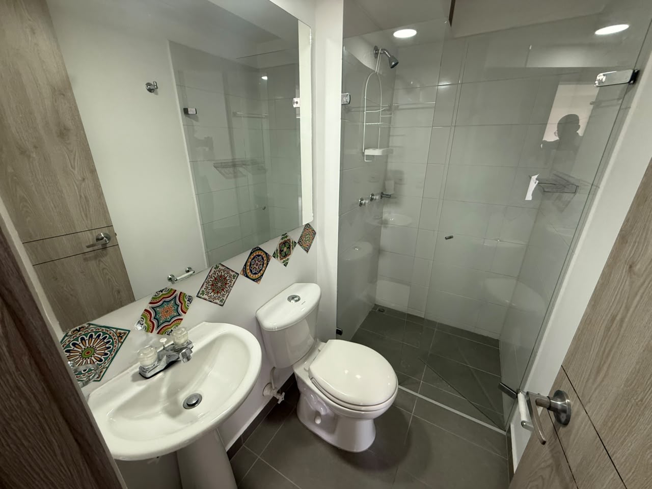 ARRIENDO APARTAMENTO EN LA LOMA DE LOS BERNAL