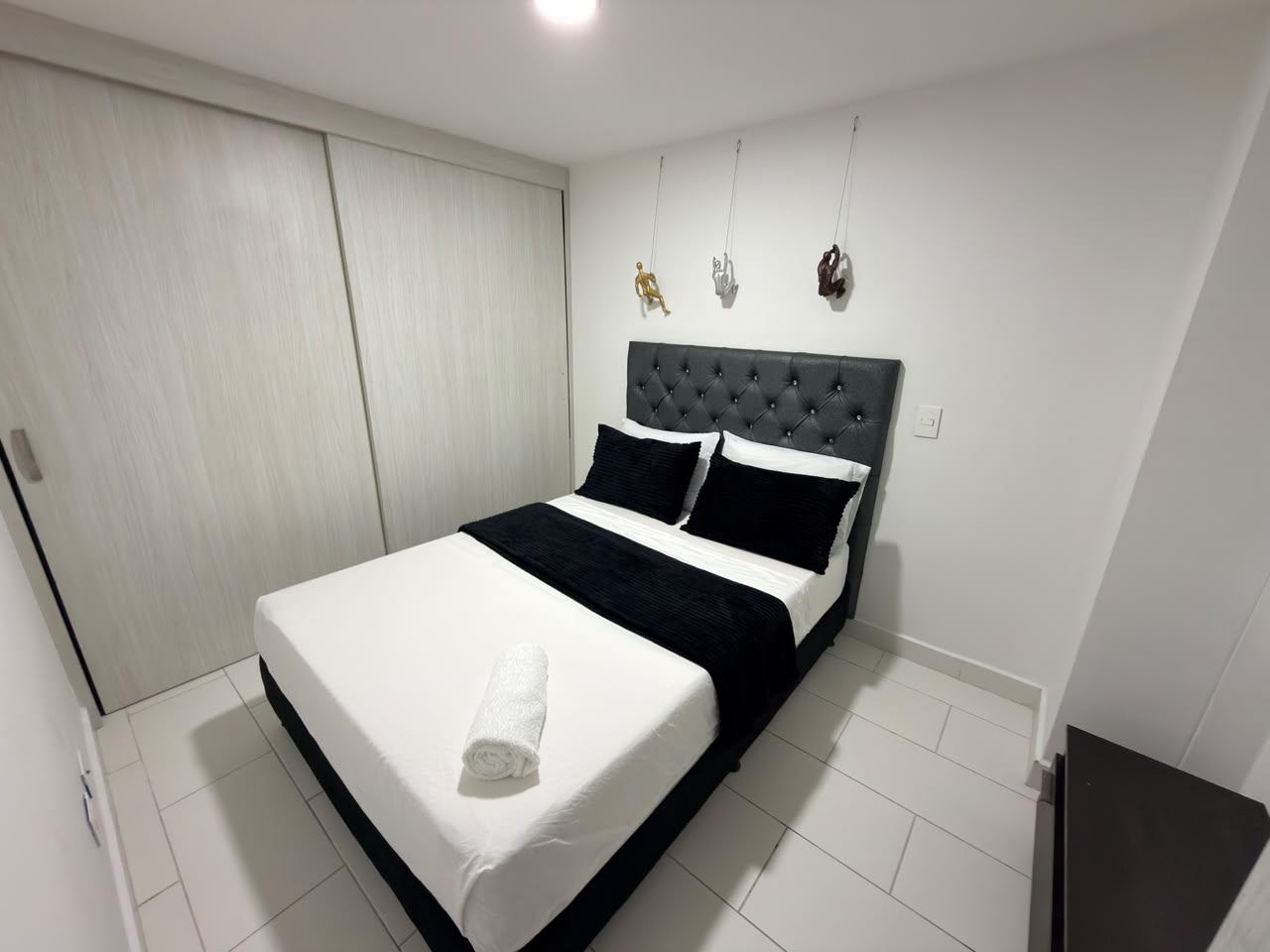 ARRIENDO APARTAMENTO AMOBLADO EN EL VELODROMO
