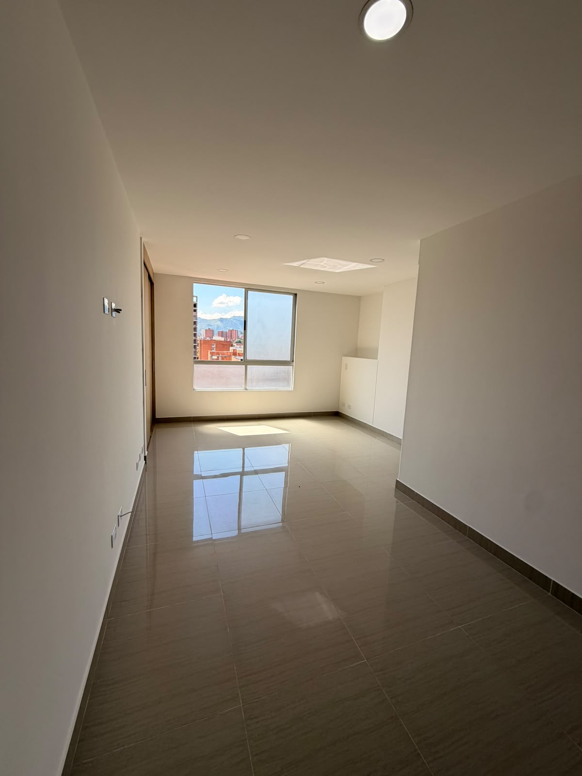 ARRIENDO APARTAESTUDIO EN CALASANZ