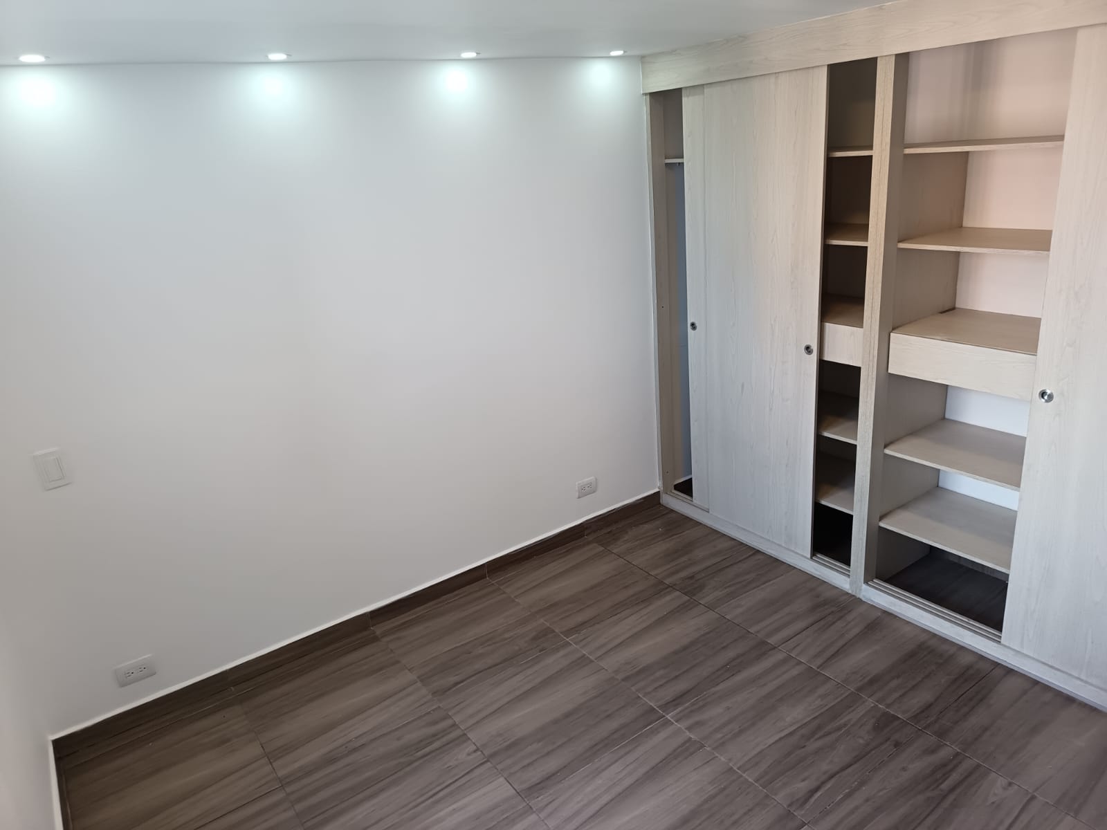 Arriendo Apartamento Robledo Pajarito
