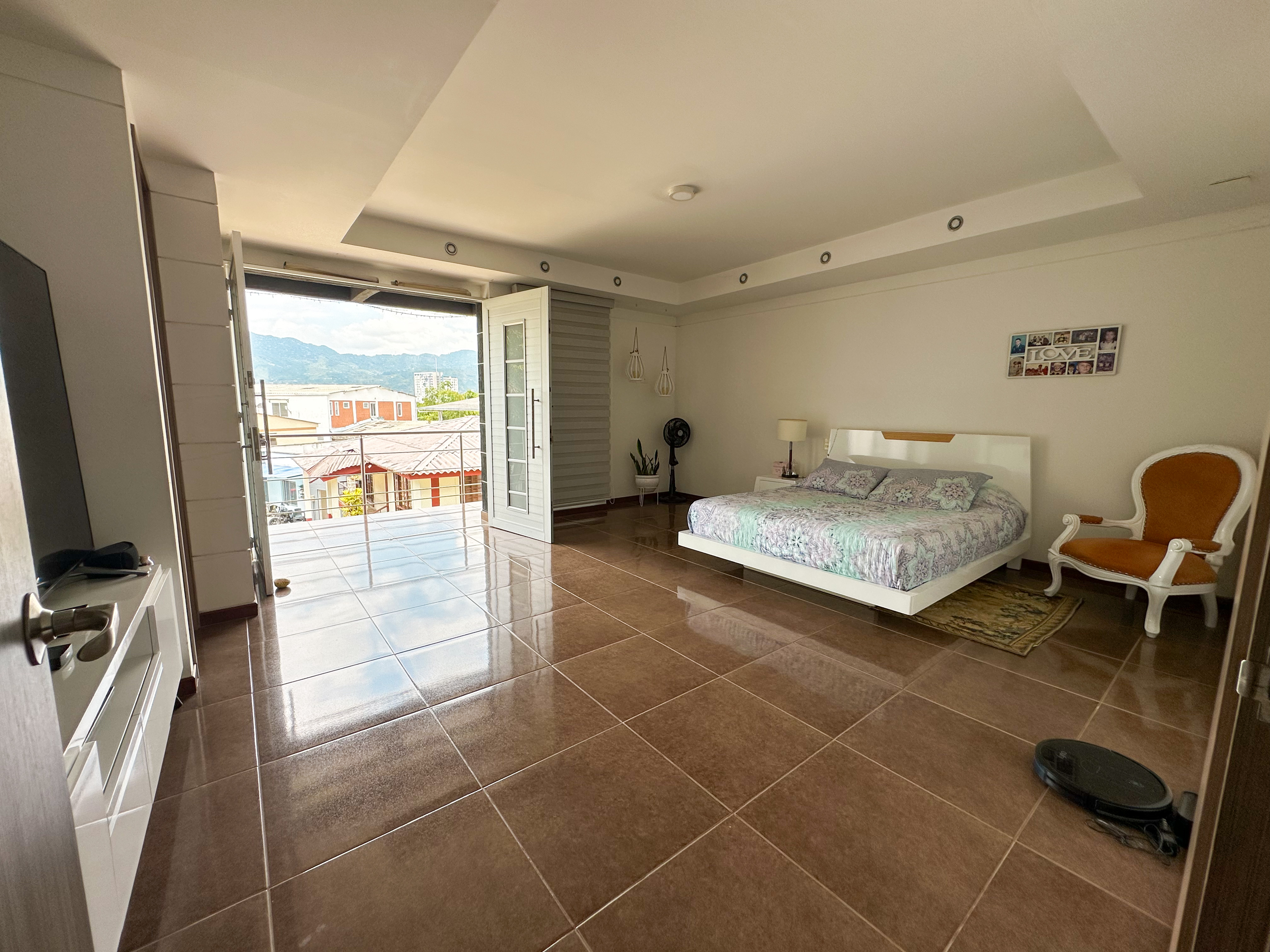 Imagen de Se vende casa en alta pradera 