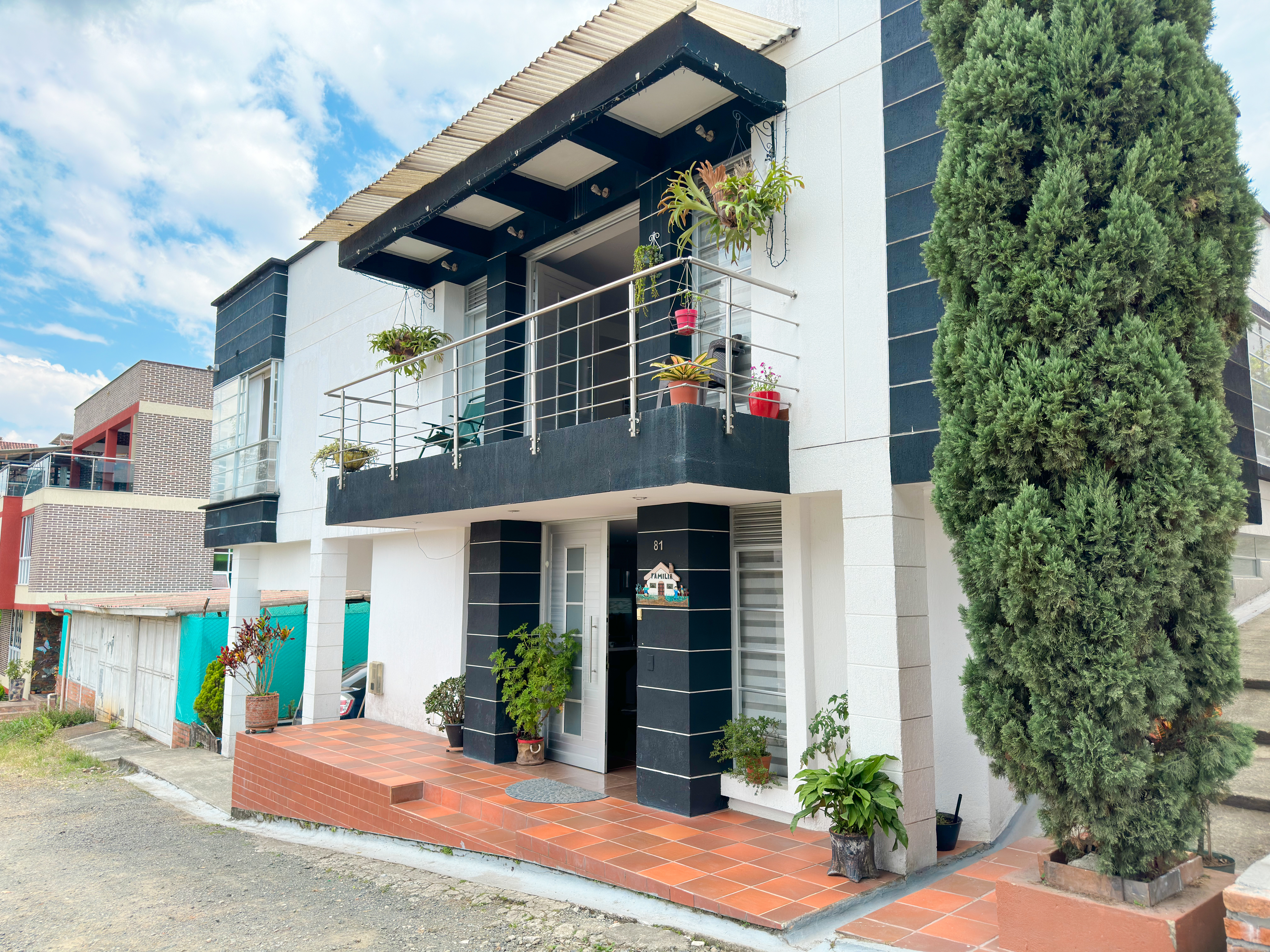 Imagen de Se vende casa en alta pradera 