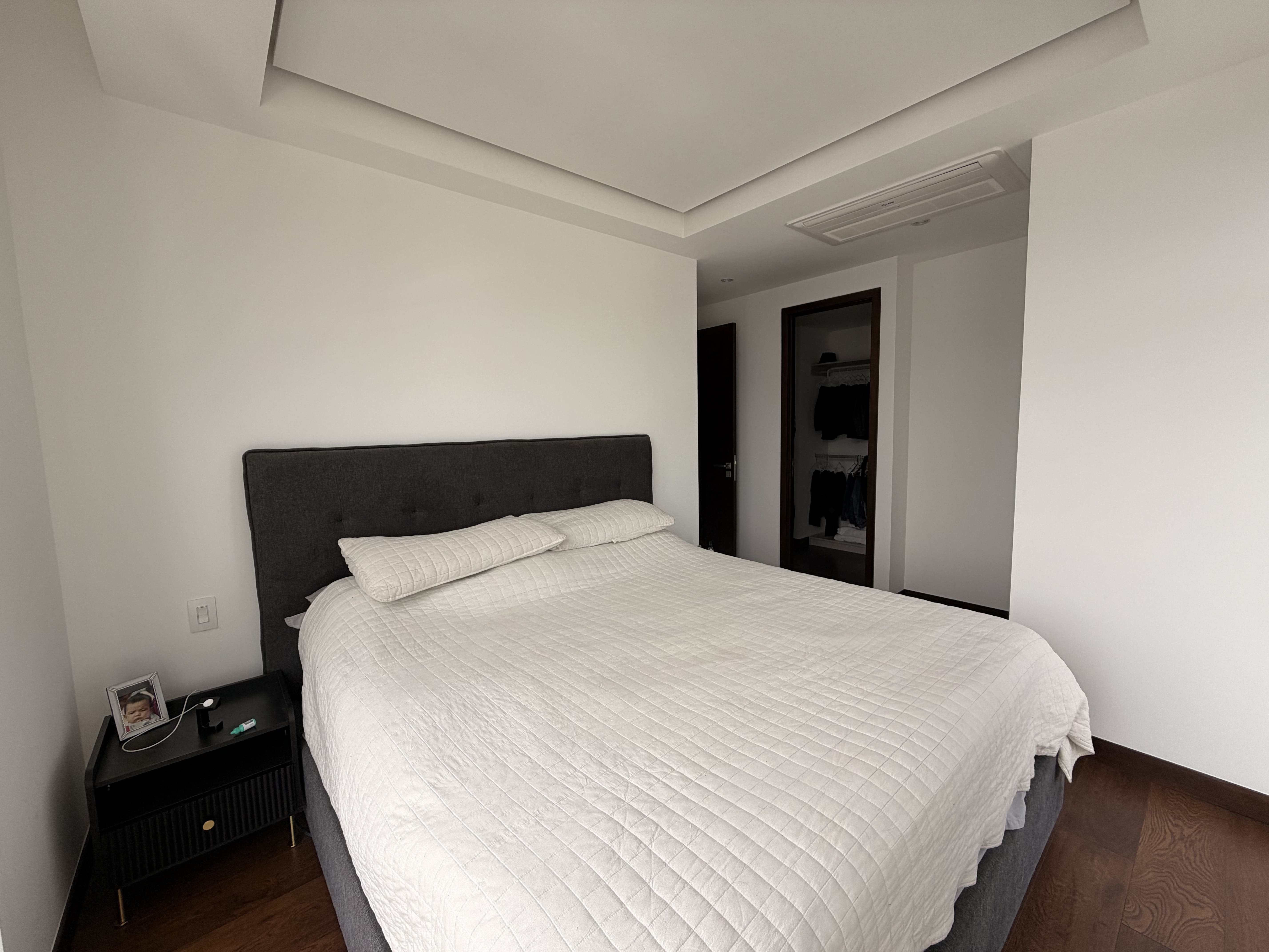 Apartamento en Alquiler Edificio Vasanta, zona 10 N12 - Miniatura 16