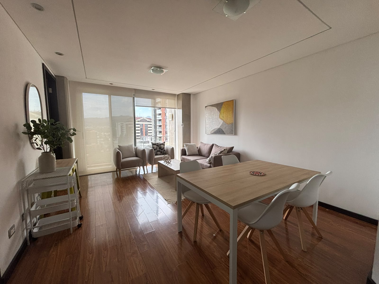 Apartamento en Alquiler Edificio Torre 14, zona 14