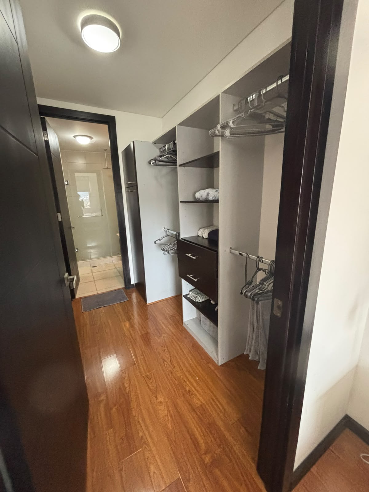 Apartamento en Alquiler Edificio Torre 14, zona 14 - Miniatura 9