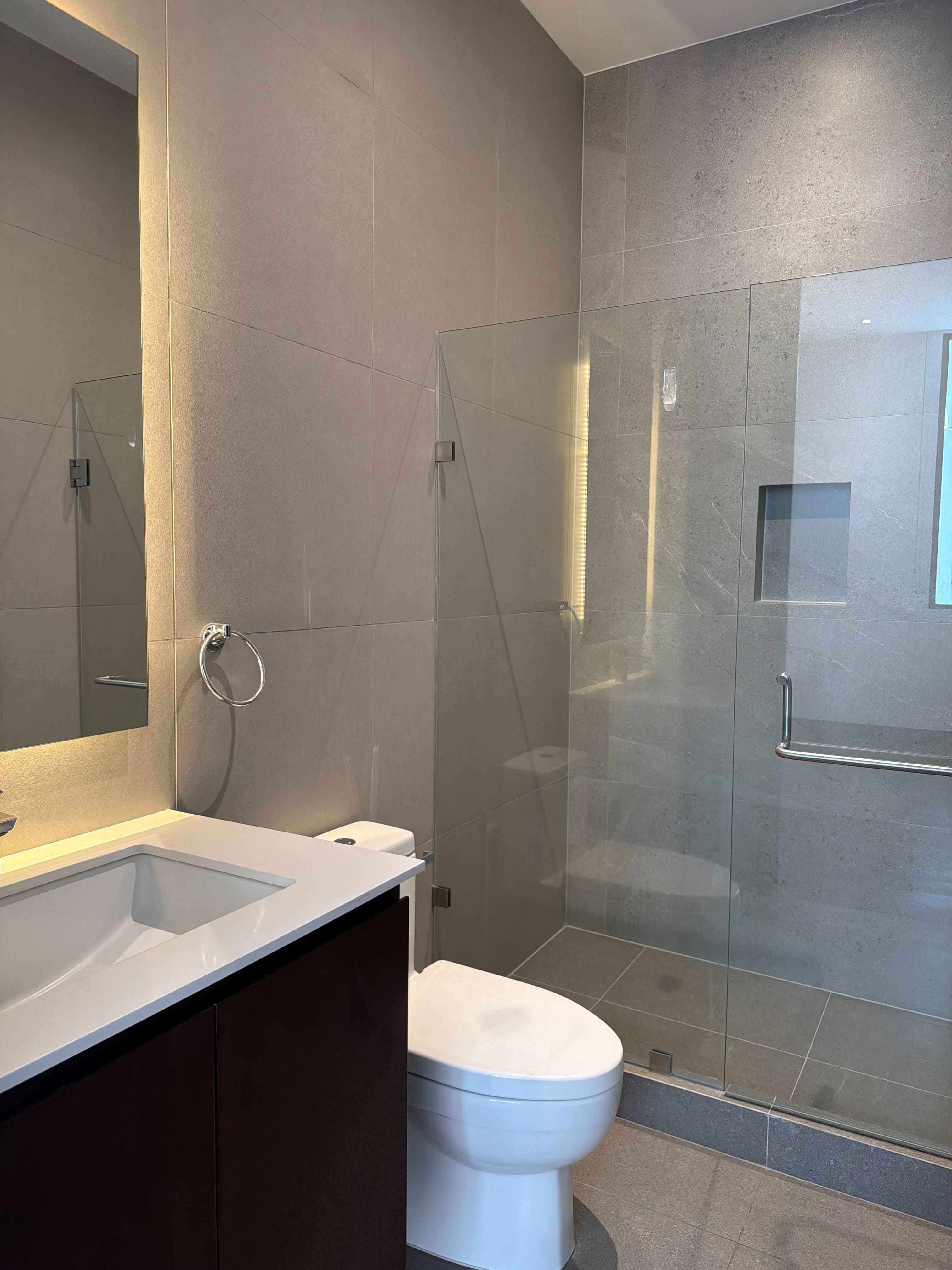 Apartamento en Venta / Alquiler Edificio Echo, zona 14 - Miniatura 10