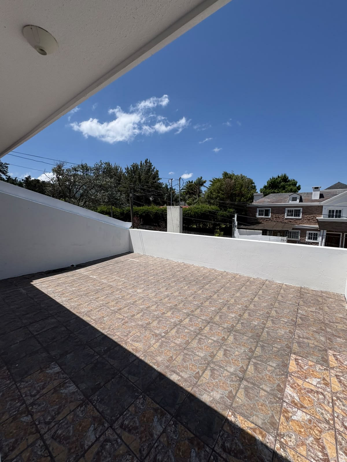 Casa en Alquiler Jardines de San Isidro, zona 16 - Miniatura 18
