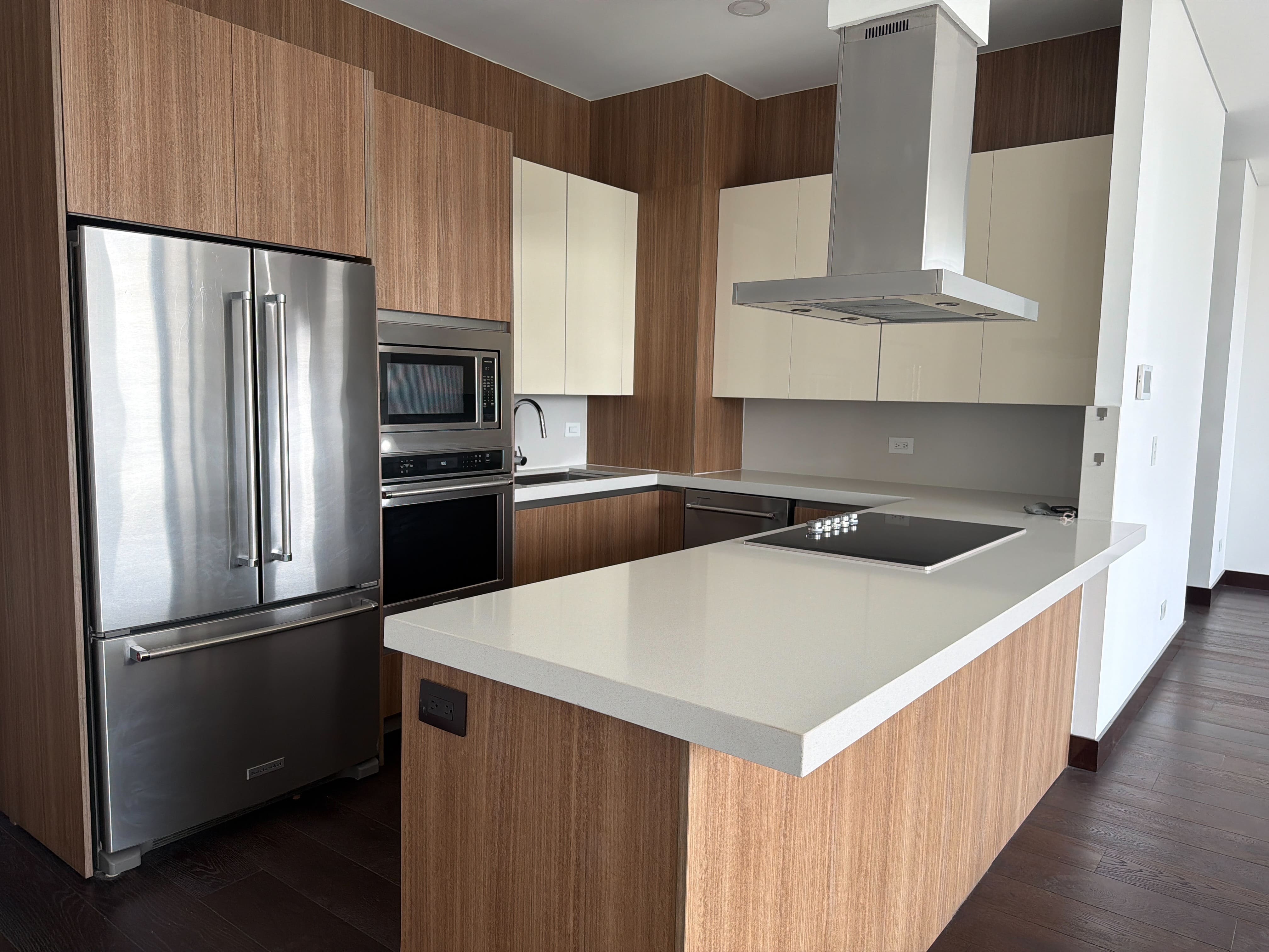 Apartamento en Venta / Alquiler Edificio Echo, zona 14 - Miniatura 6
