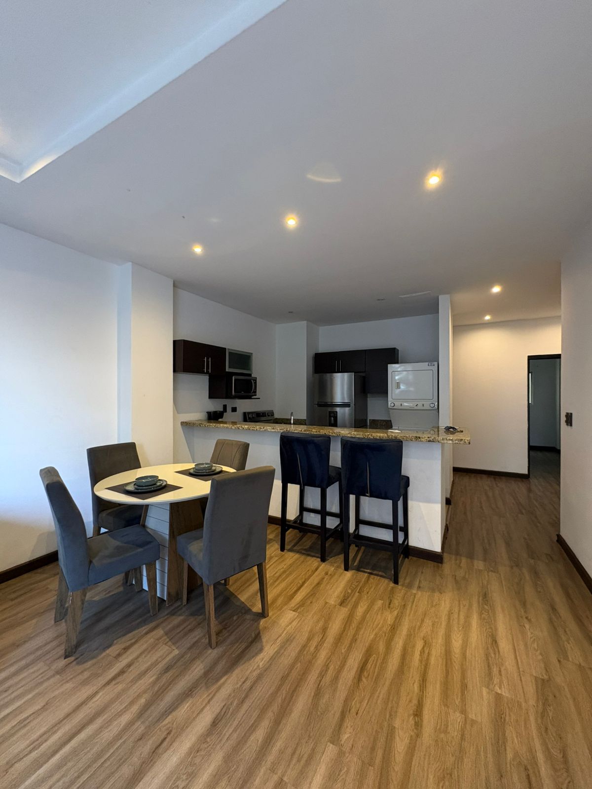 Apartamento en Alquiler / Venta Edificio Mirabella, Km. 9.5 CES - Image 5