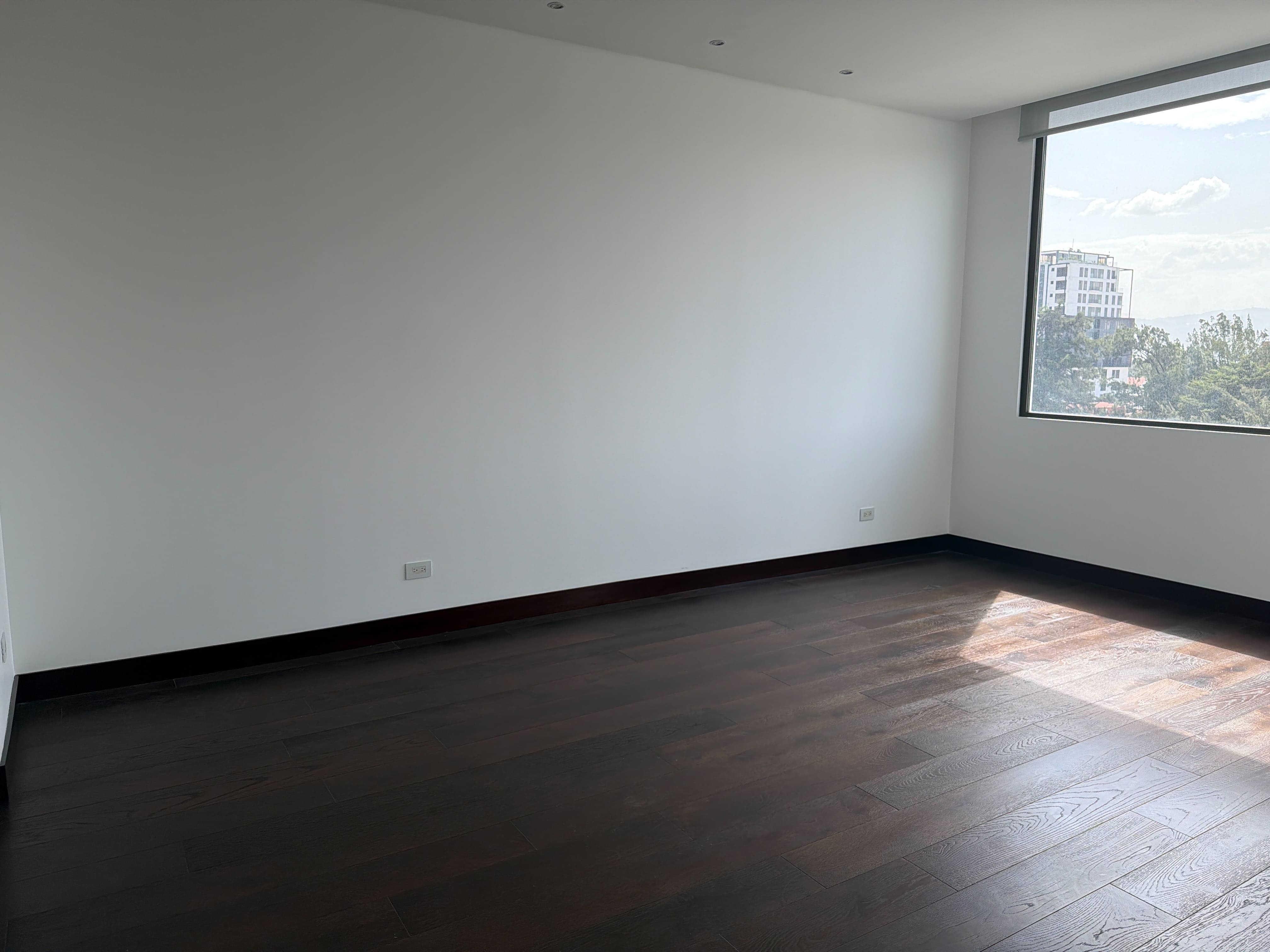 Apartamento en Venta / Alquiler Edificio Echo, zona 14 - Miniatura 11