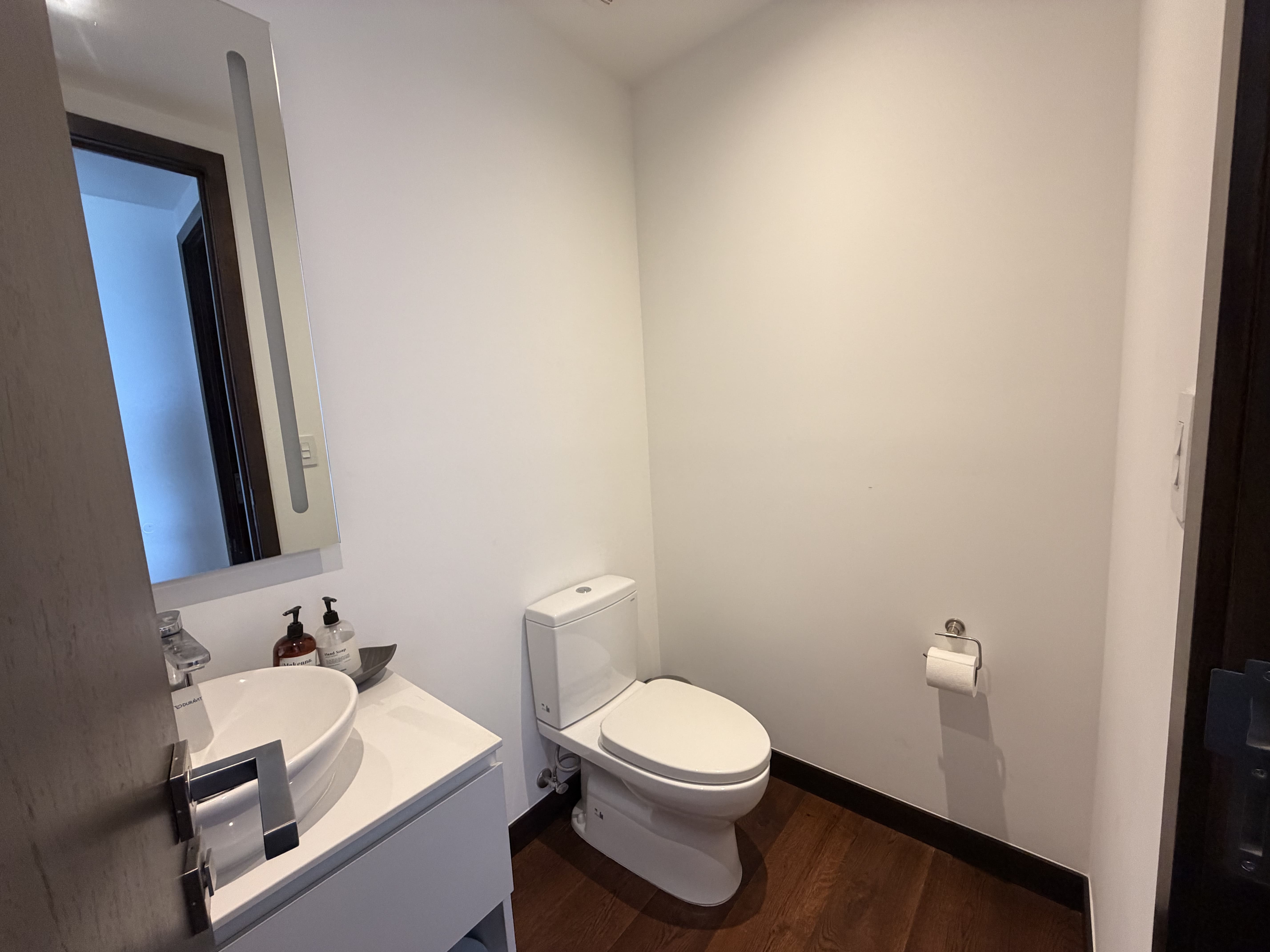Apartamento en Alquiler Edificio Vasanta, zona 10 N12 - Miniatura 21