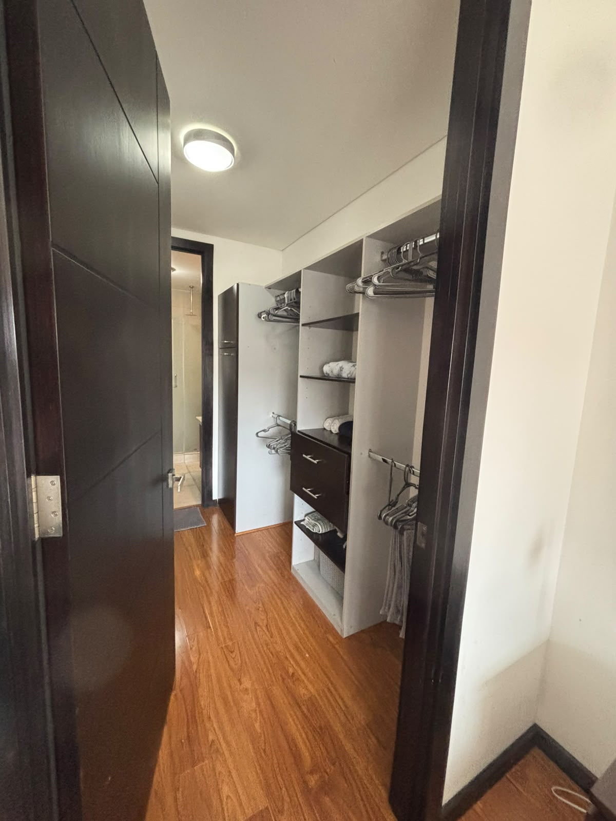 Apartamento en Alquiler Edificio Torre 14, zona 14 - Miniatura 10