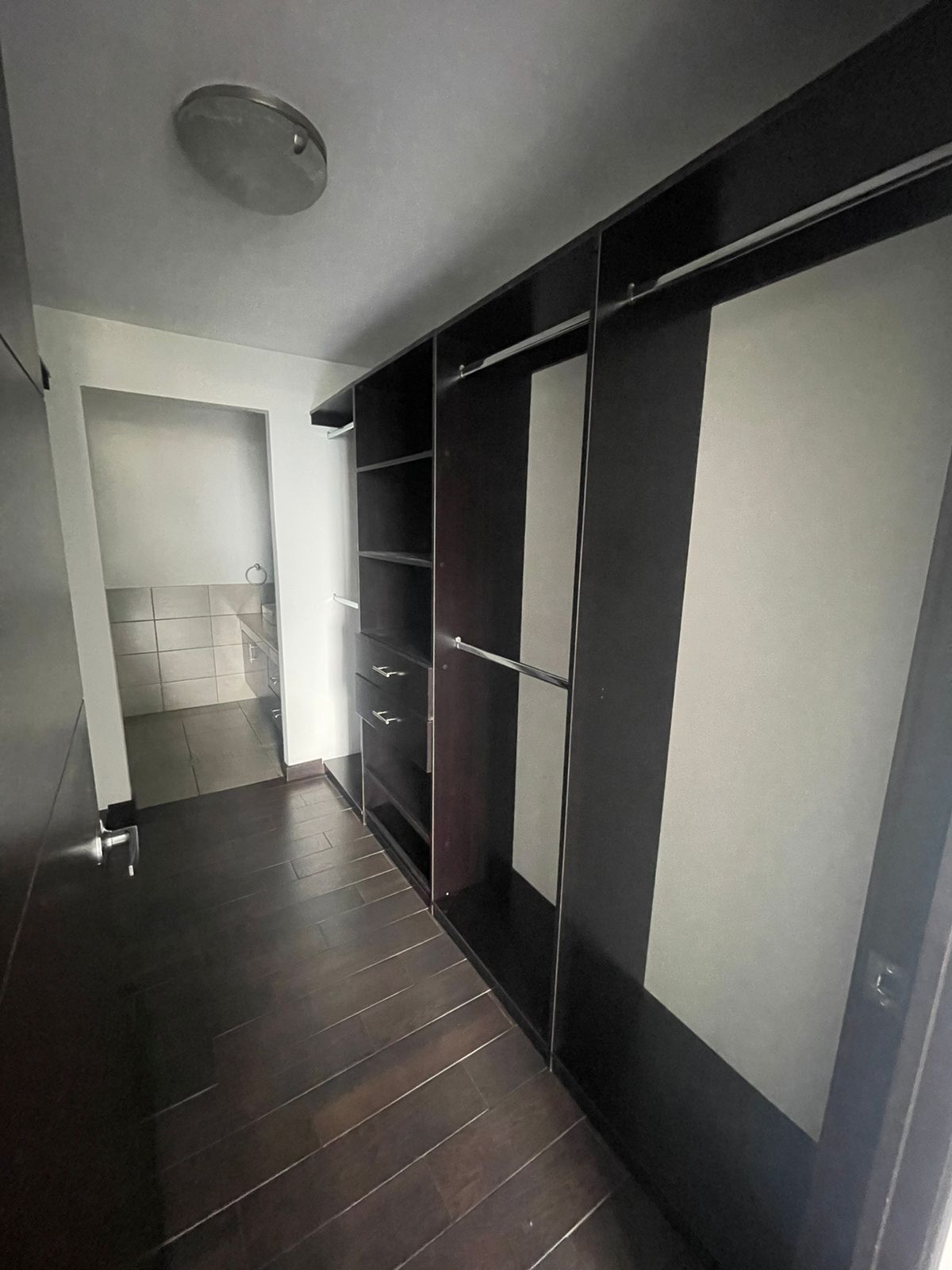 Apartamento en Alquiler Edificio Attica II, zona 14 - Miniatura 8