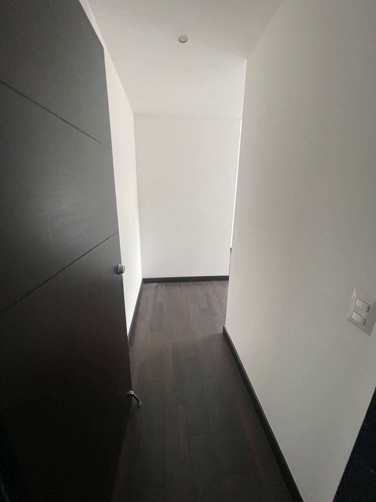 Apartamento en Alquiler Edificio Attica II, zona 14 - Miniatura 10