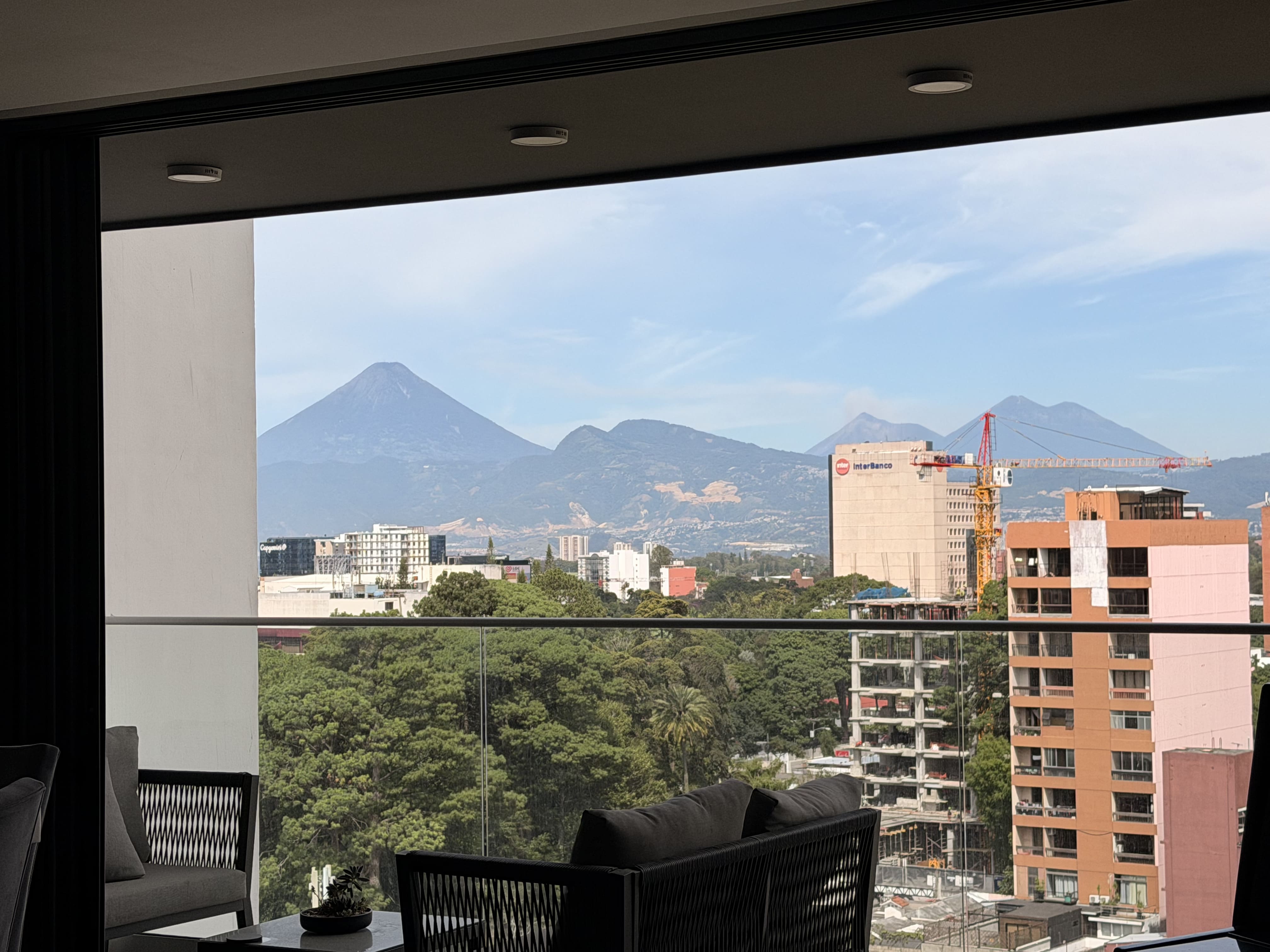 Apartamento en Alquiler Edificio Vasanta, zona 10 N12 - Miniatura 7