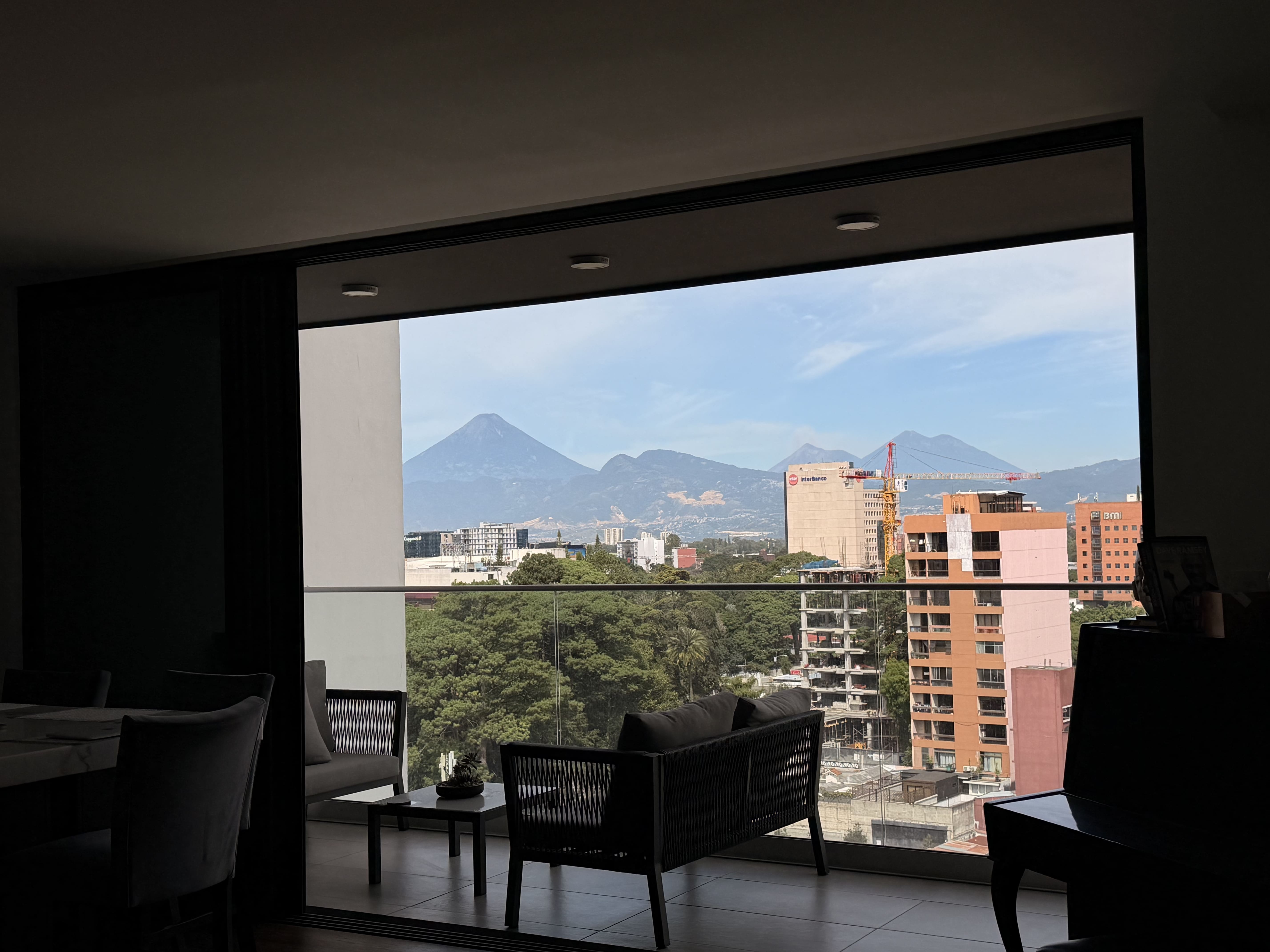 Apartamento en Alquiler Edificio Vasanta, zona 10 N12 - Miniatura 8