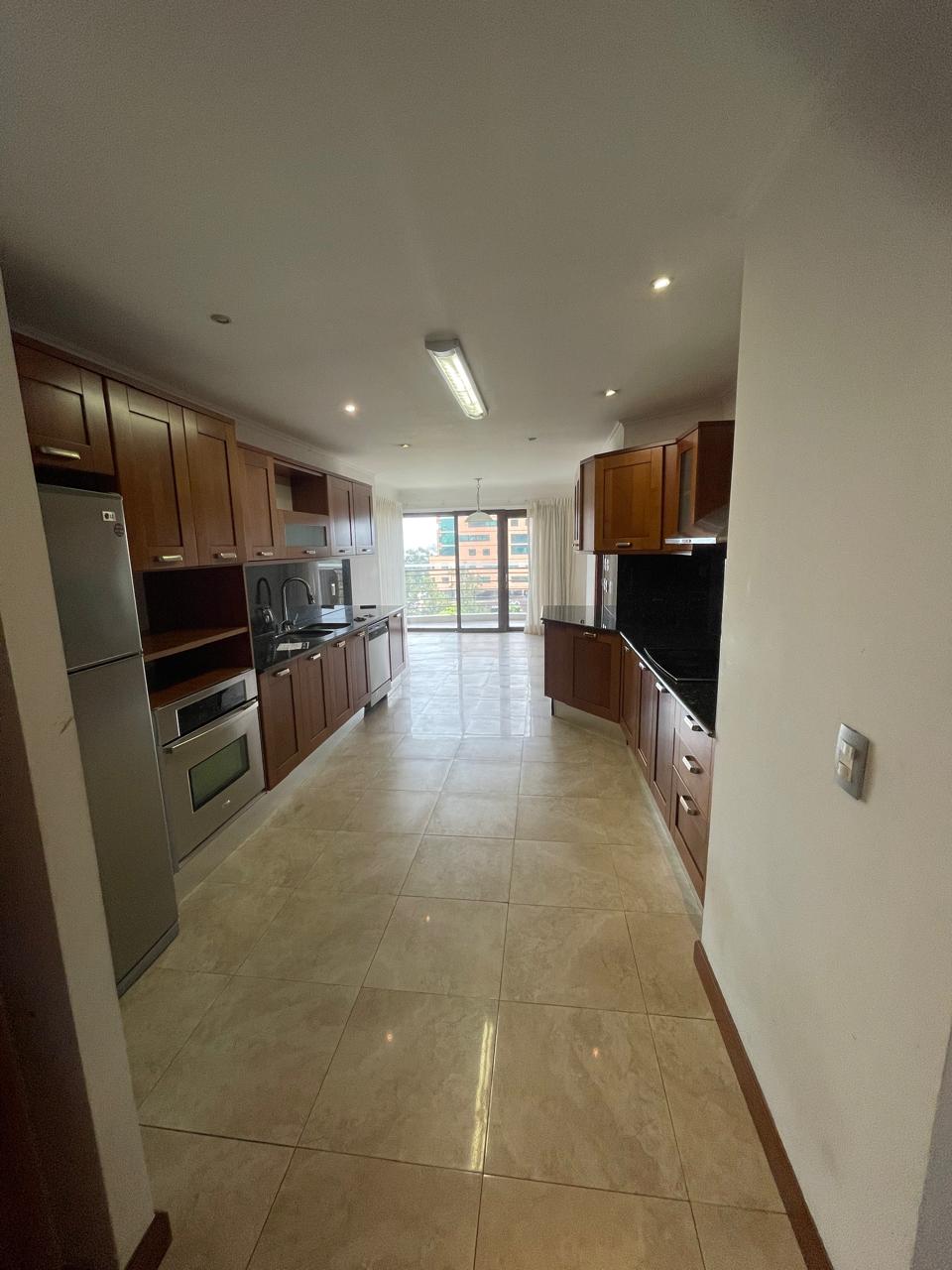 Apartamento en Alquiler Edificio Tadeus, zona 14 N6 - Miniatura 6