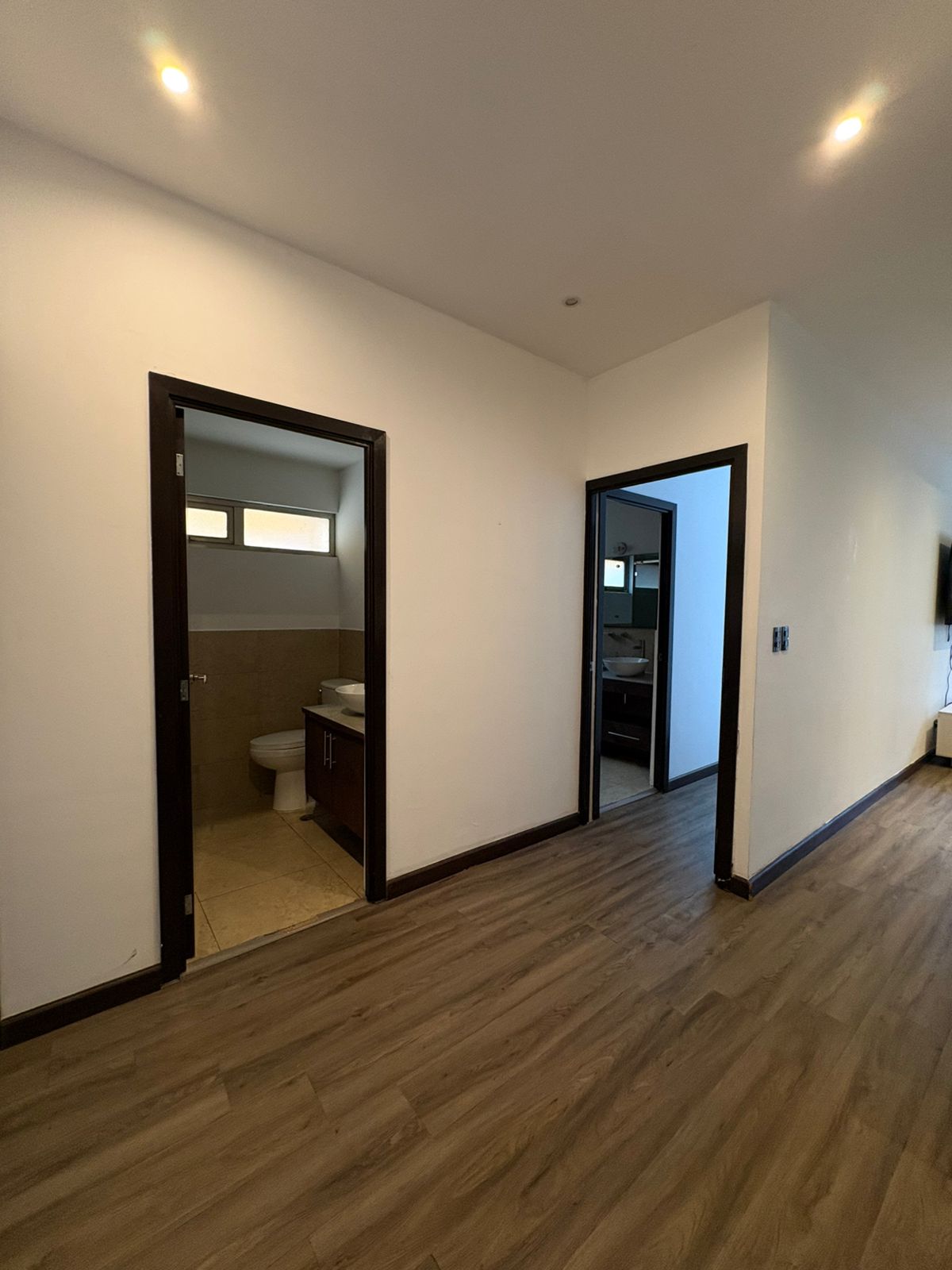Apartamento en Alquiler / Venta Edificio Mirabella, Km. 9.5 CES - Miniatura 11