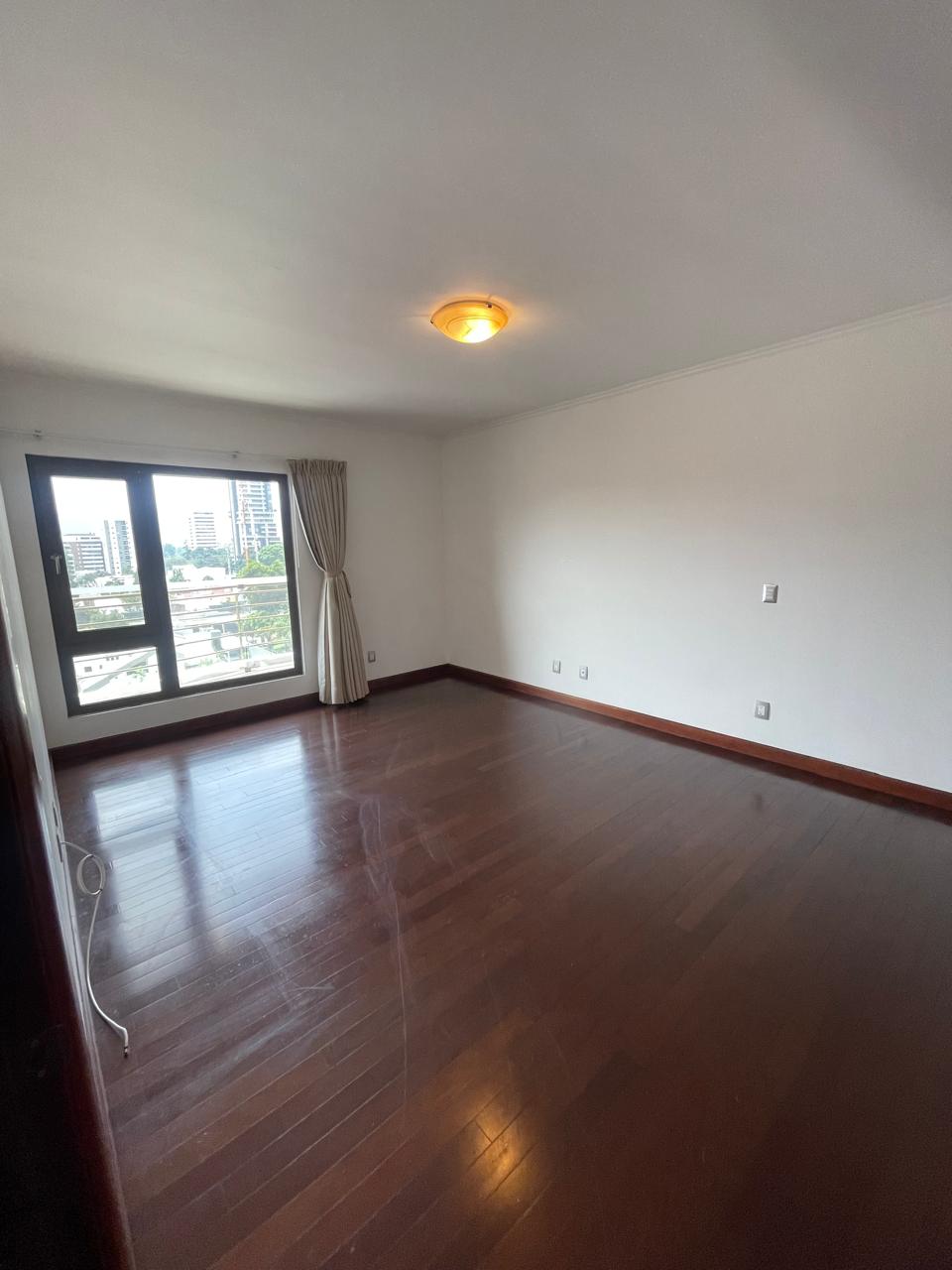 Apartamento en Alquiler Edificio Tadeus, zona 14 N6 - Miniatura 8