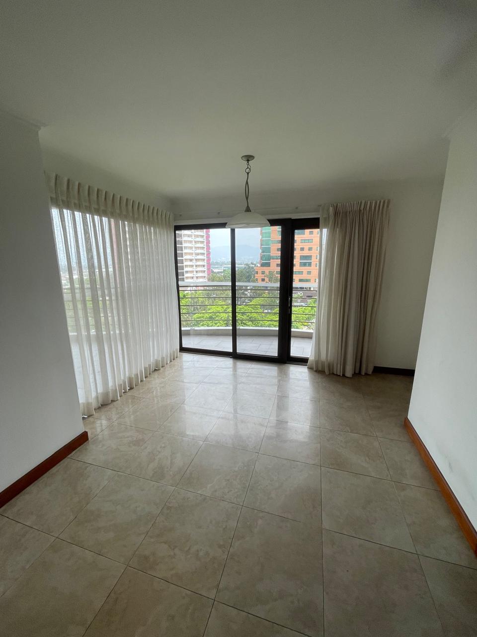 Apartamento en Alquiler Edificio Tadeus, zona 14 N6 - Miniatura 19