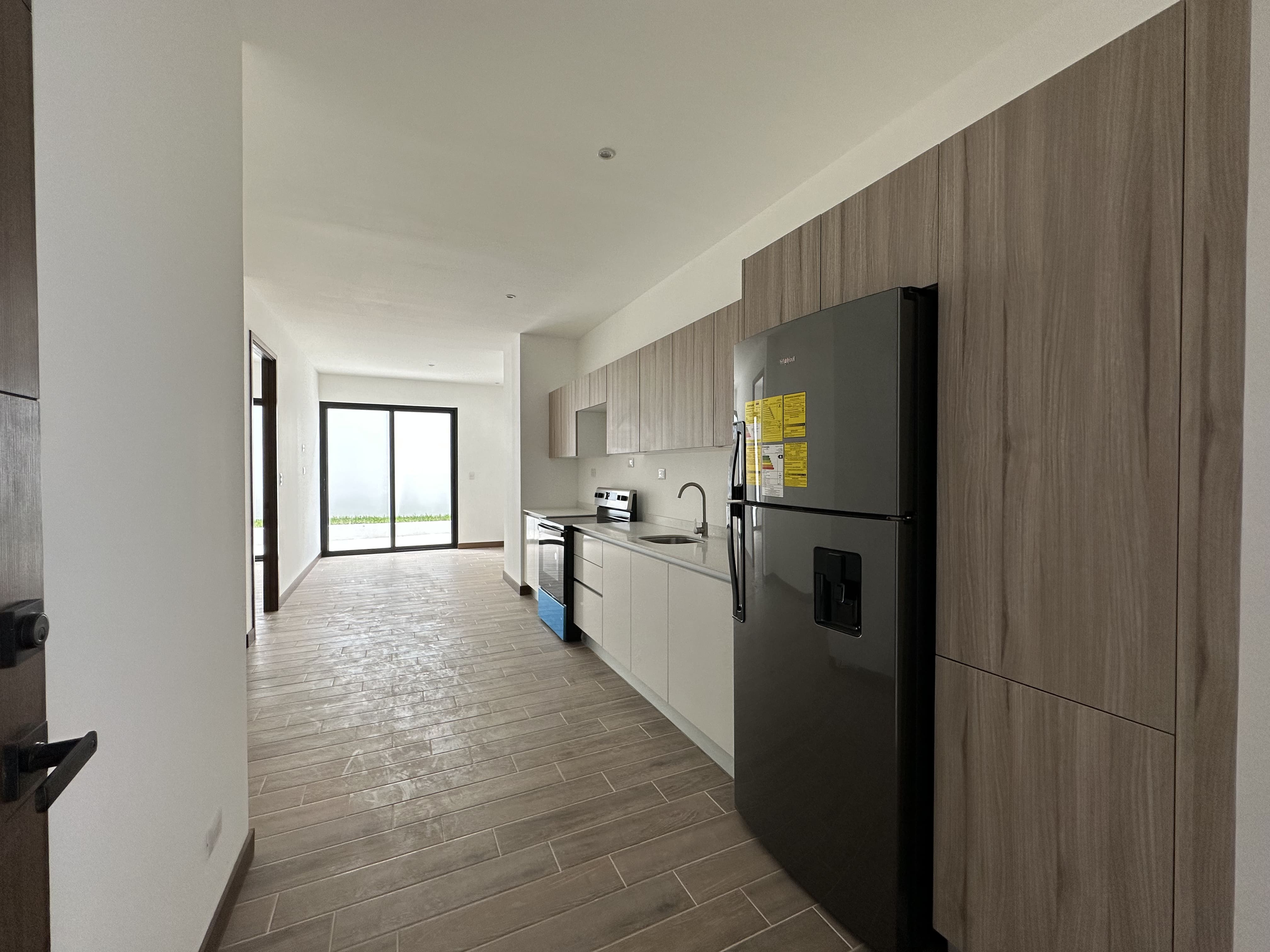 Apartamento en Alquiler Edificio Vila Catorce, zona 14 Guatemala - Miniatura 6