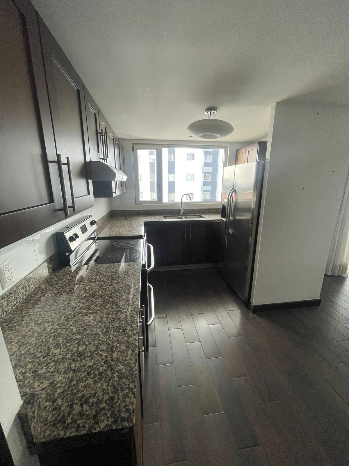 Apartamento en Alquiler Edificio Attica II, zona 14 - Miniatura 6