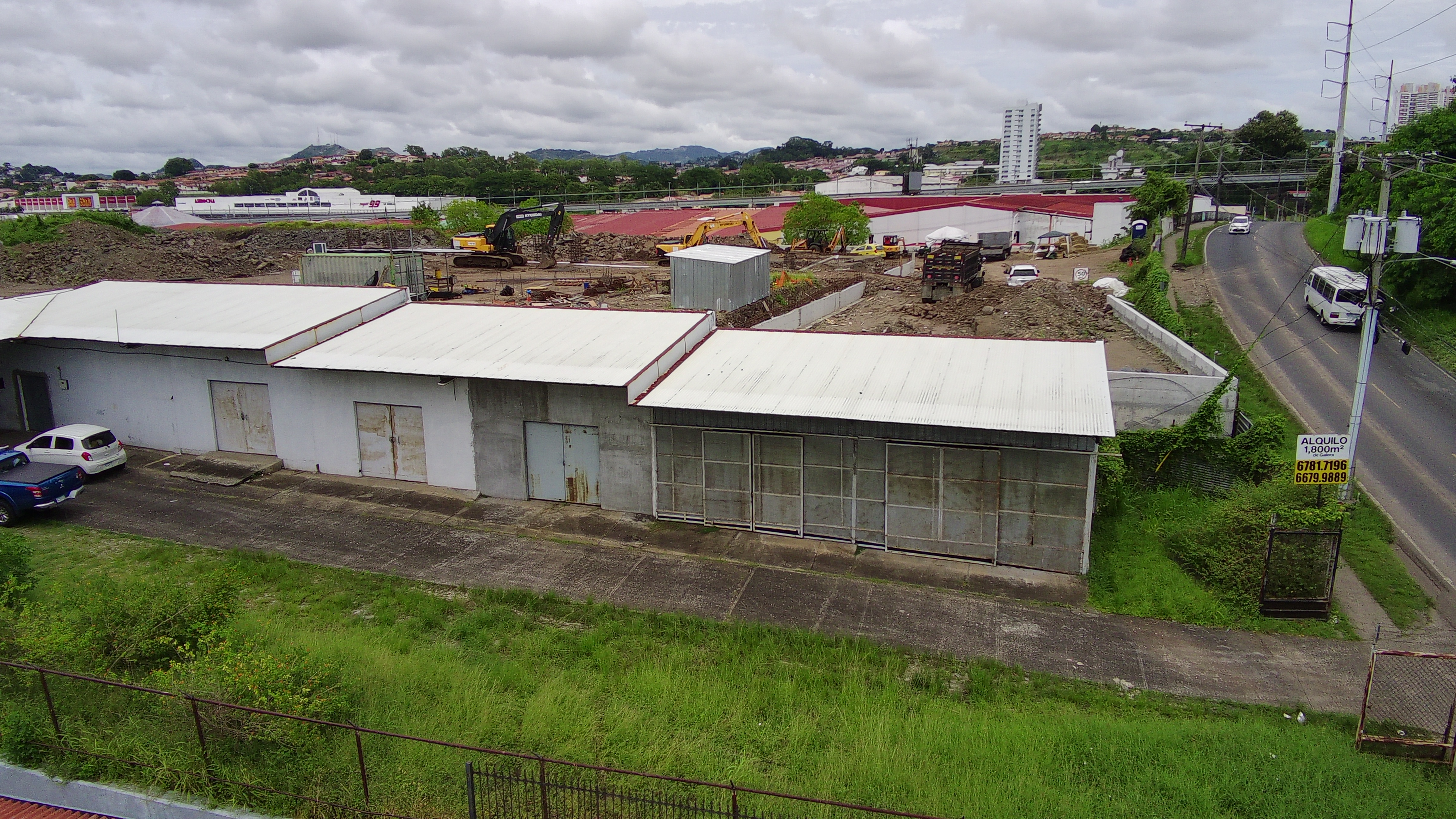 Venta de Galera en 1 HECTAREA de terreno – Zonificación MP-RM2 3