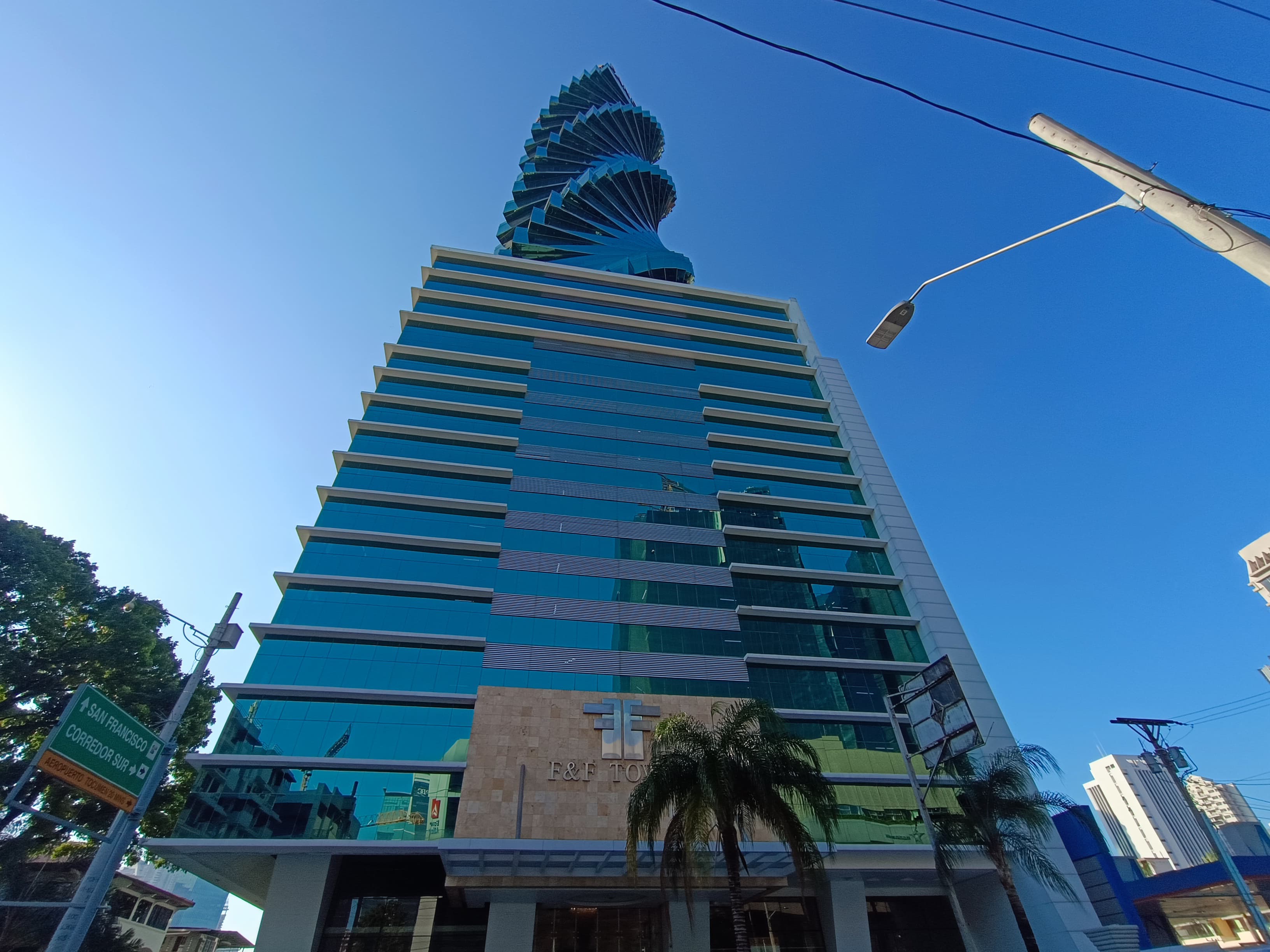 Venta y/o Alquiler de oficina en F&F Tower, Calle 50