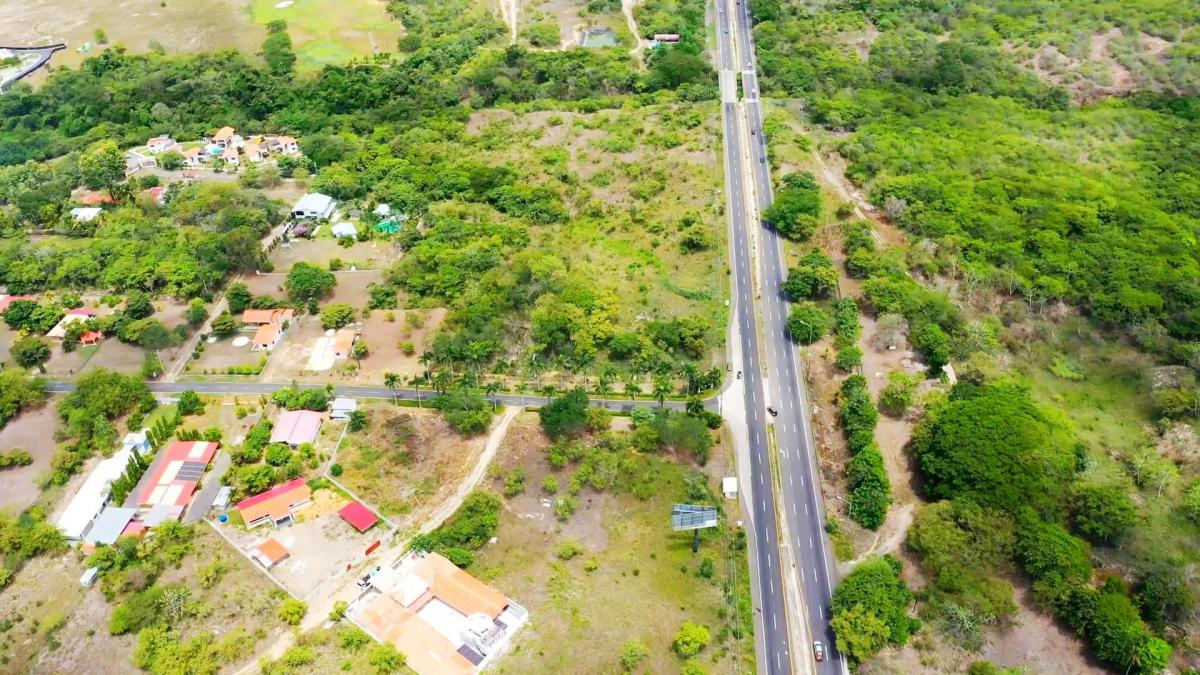 Venta de terreno en Rio Mar, San Carlos sobre la Panamericana