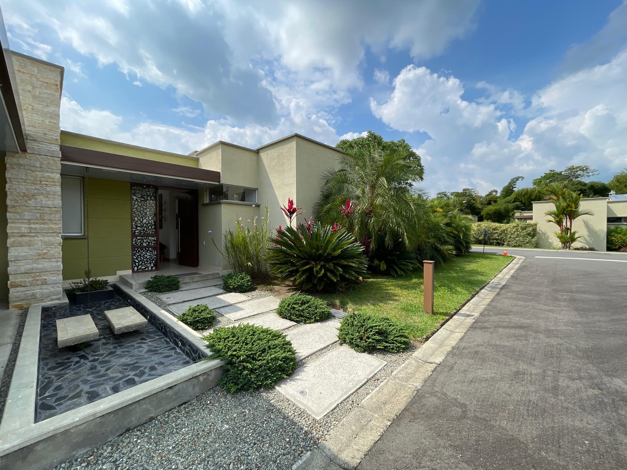 Casa Campestre en Venta - El caimo