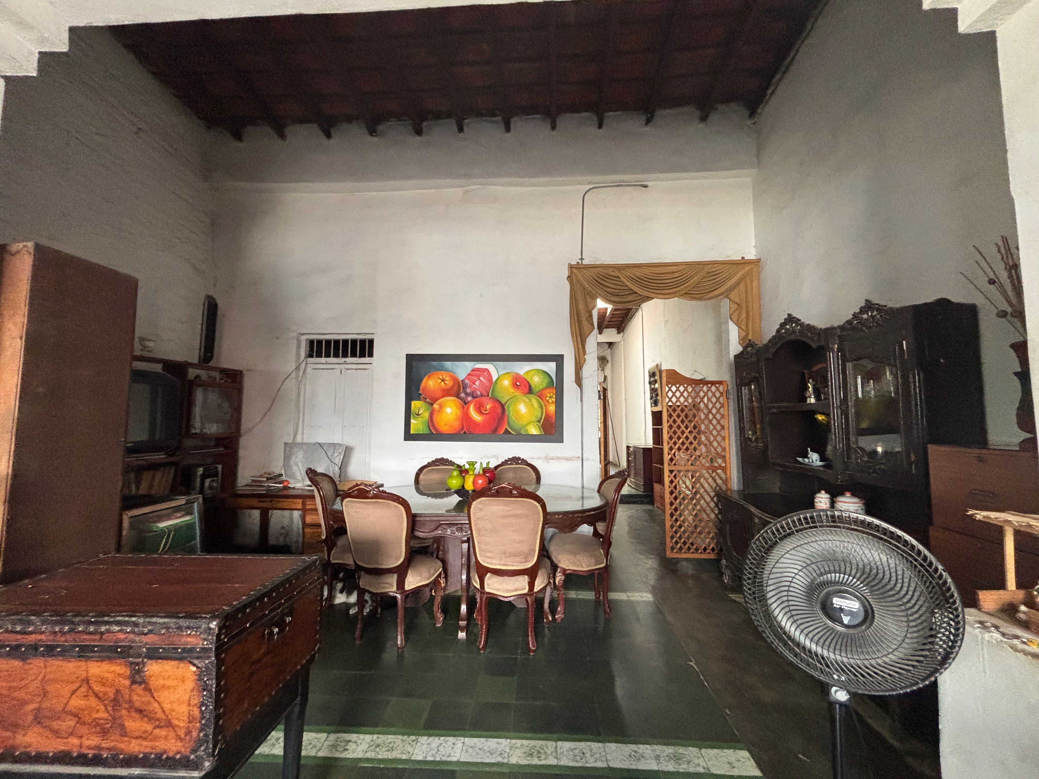 Casa en Venta Amplia de Oportunidad - Inversion - Centro Historico 