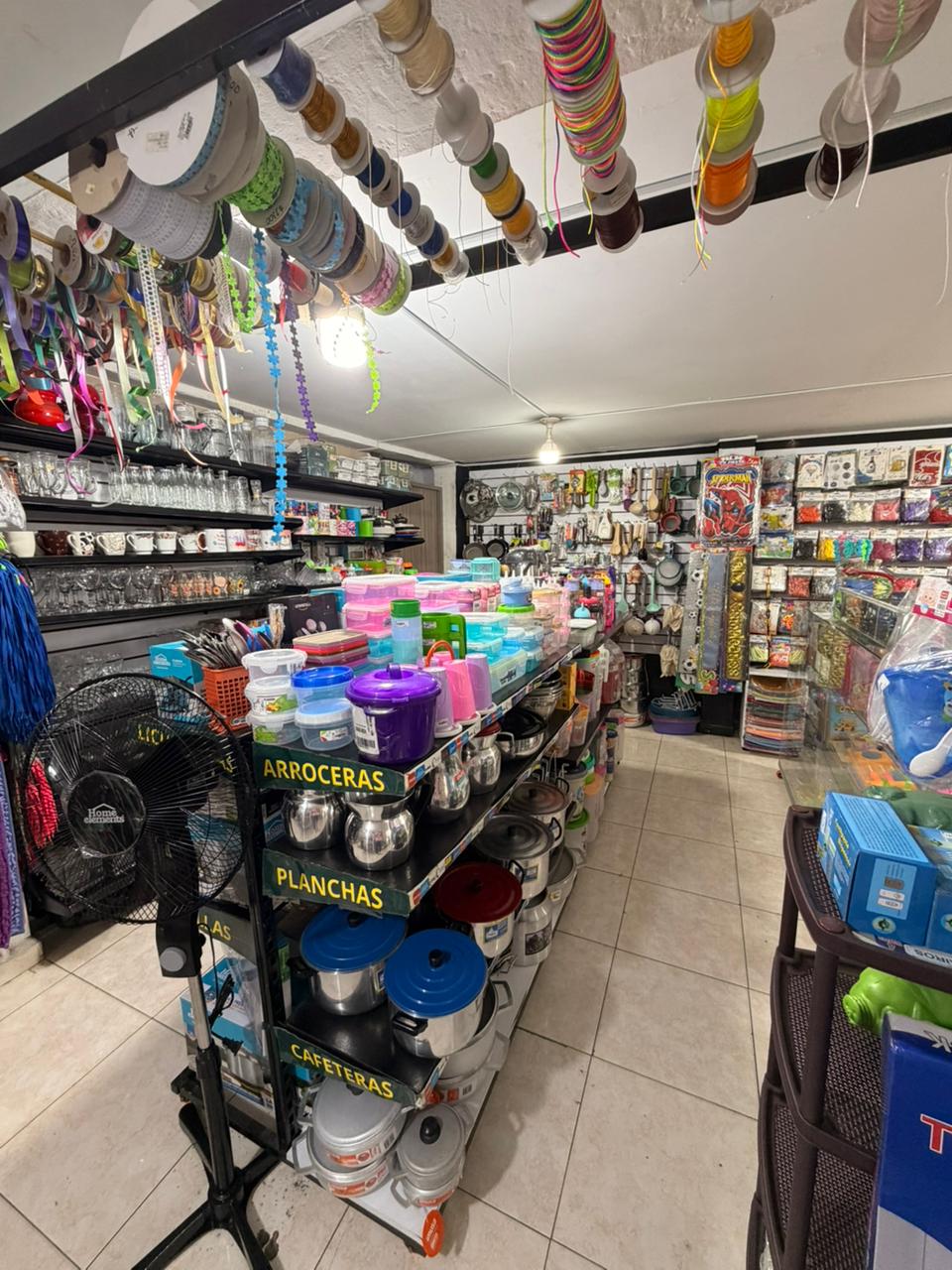 VENTA LOCAL COMERCIAL ESQUINERO, 2 NIVELES, CIUDAD DEL CAMPO, CH-DT