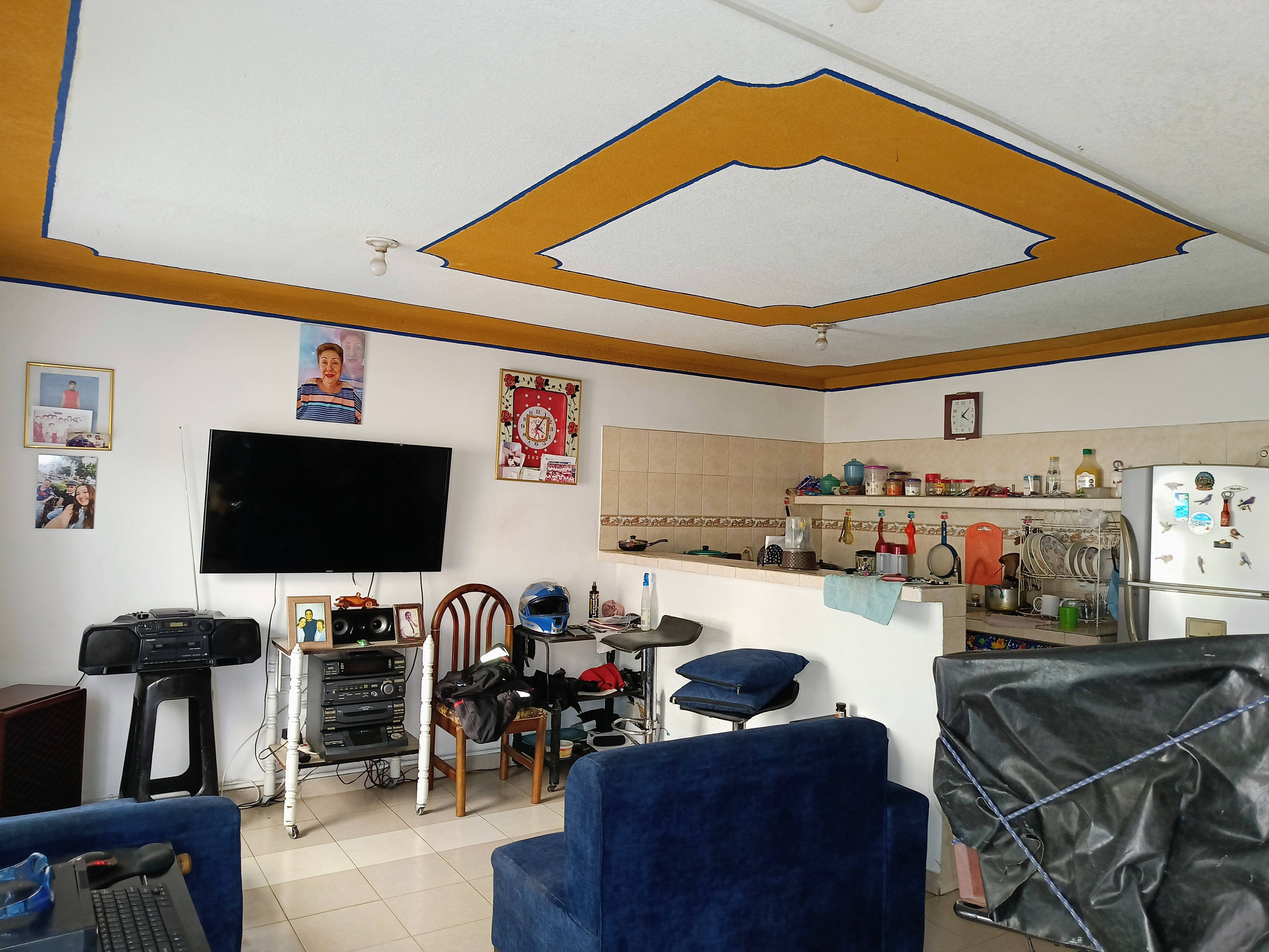 VENTA CASA UNIFAMILIAR ORIENTE PETECUY 2