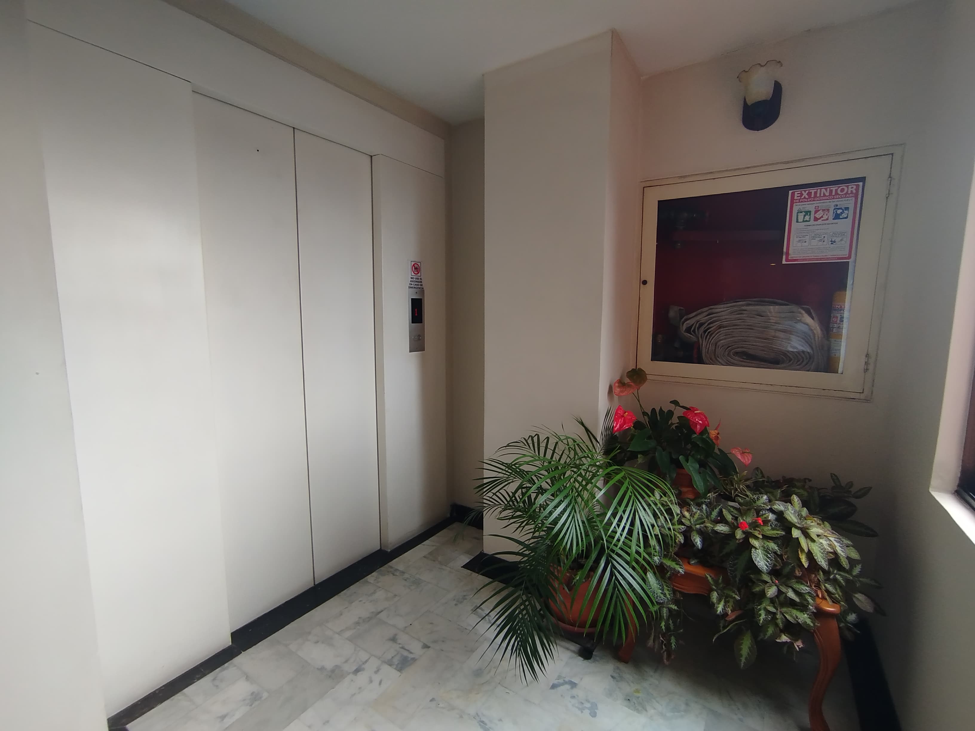 VENTA PENTHOUSE EDIFICIO EN SANTA MONICA RESIDENCIAL CH
