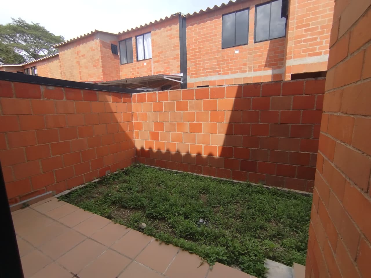 VENTA CASA OBRA GRIS CONJUNTO RES. ENTREVIENTOS JAMUNDI CH