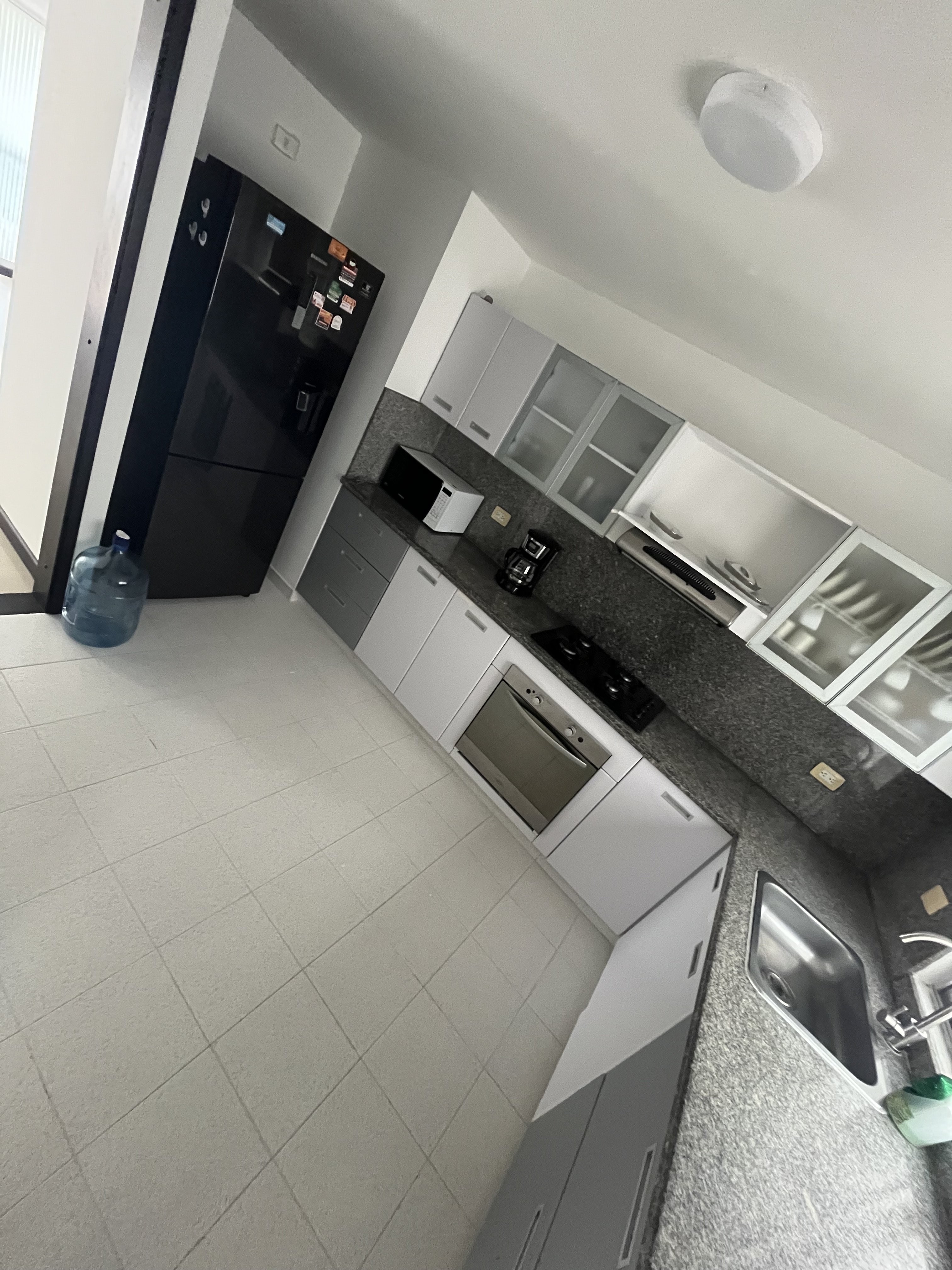 VENDO APARTAMENTO PRIMER PISO CON TERRAZA EN INGENIO
