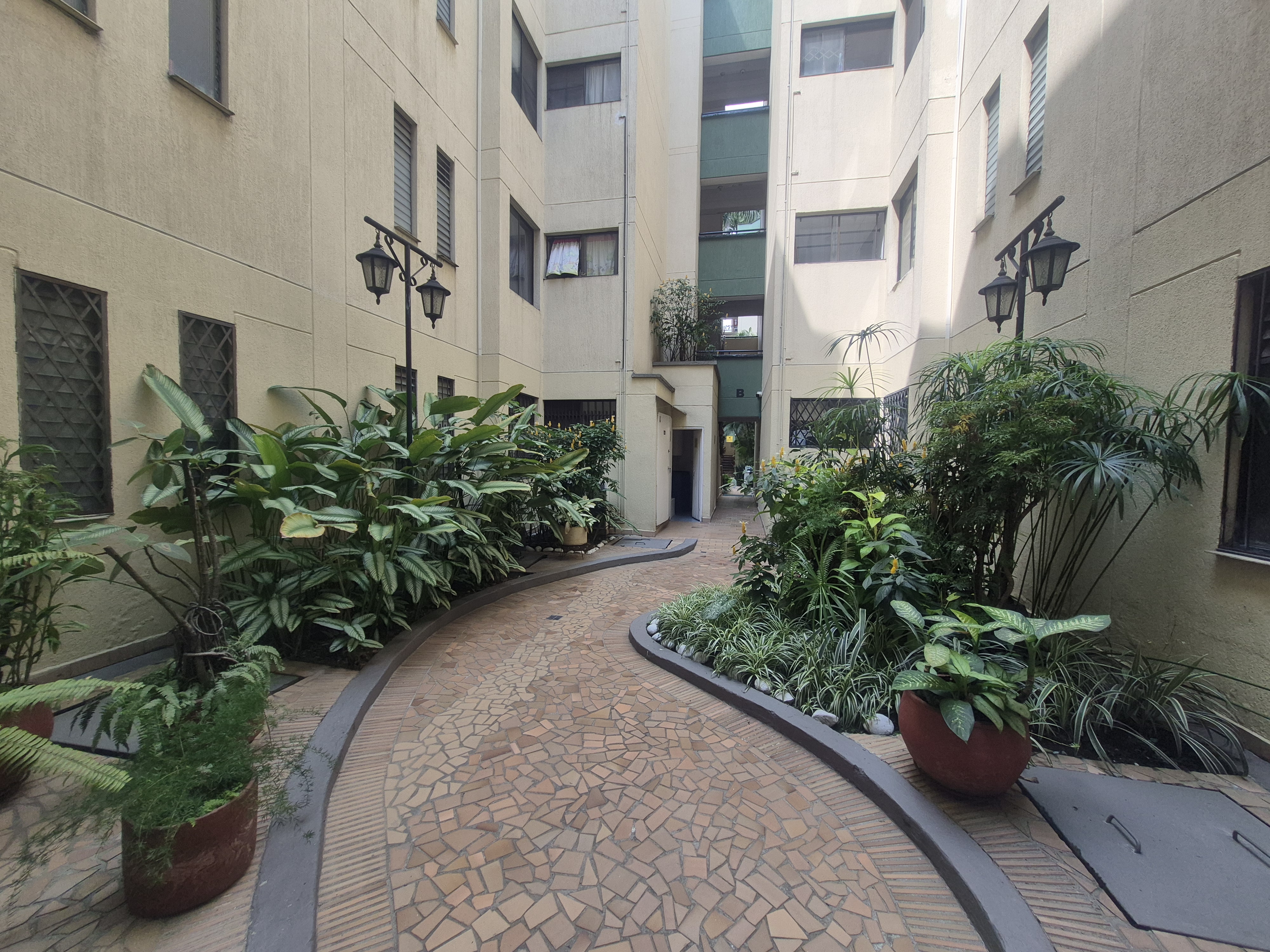 VENTA APARTAMENTO SANTA ANITA, CALI