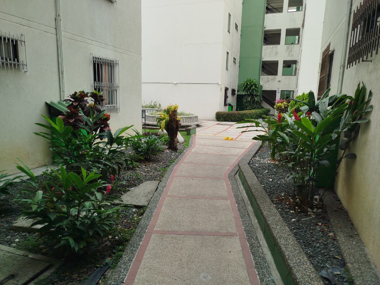 VENTA APARTAMENTO CONJUNTO PRIMERO DE MAYO 1ER PISO SUR DE CALI