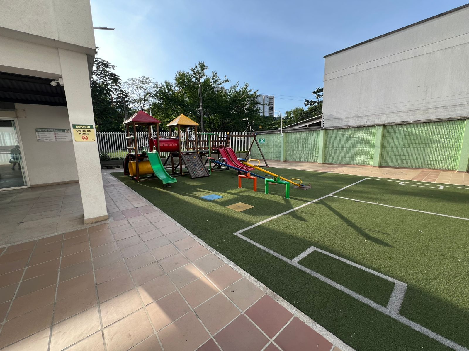VENTA DE APARTAMENTO KERETARO DEL VIENTO, LA FLORA - CALI.