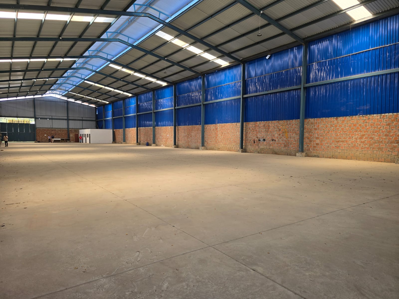 SE VENDE BODEGA EN LA DOLORES