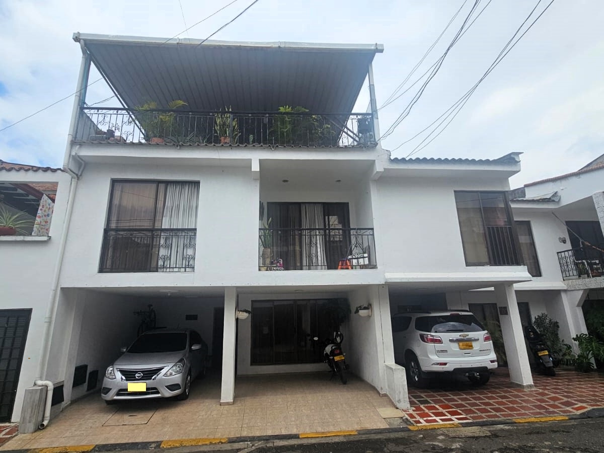 VENTA CASA CIUDADELA DEL RIO MELENDEZ