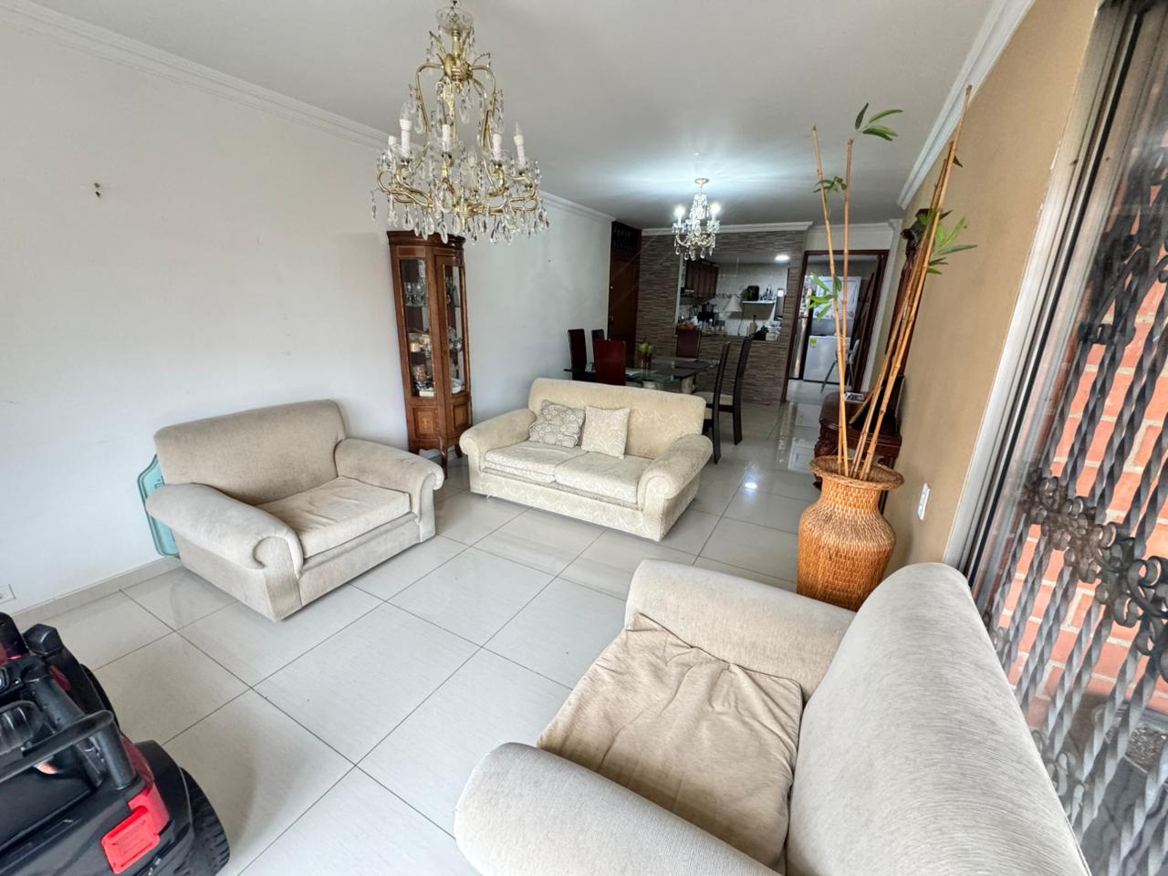 APARTAMENTO EN ALTOS DE JOCKEY