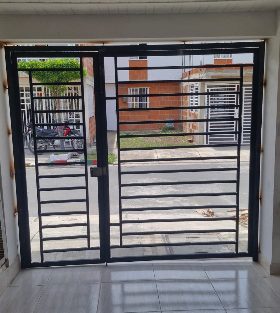 VENTA CASA 2 PISOS B. MANZANARES CIUDAD DEL VALLE - CANDELARIA CH