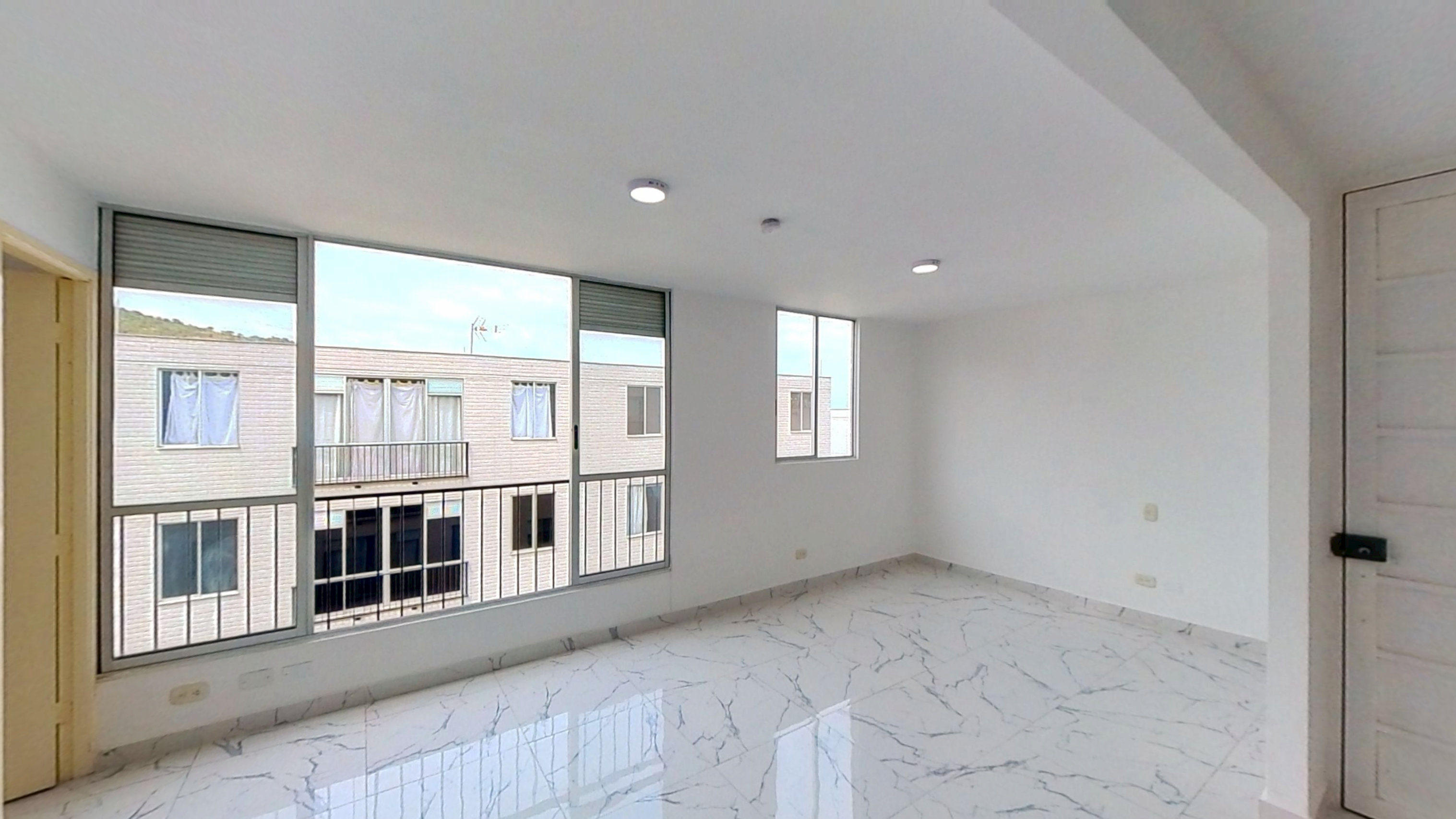 VENDO APARTAMENTO EN MALAGA