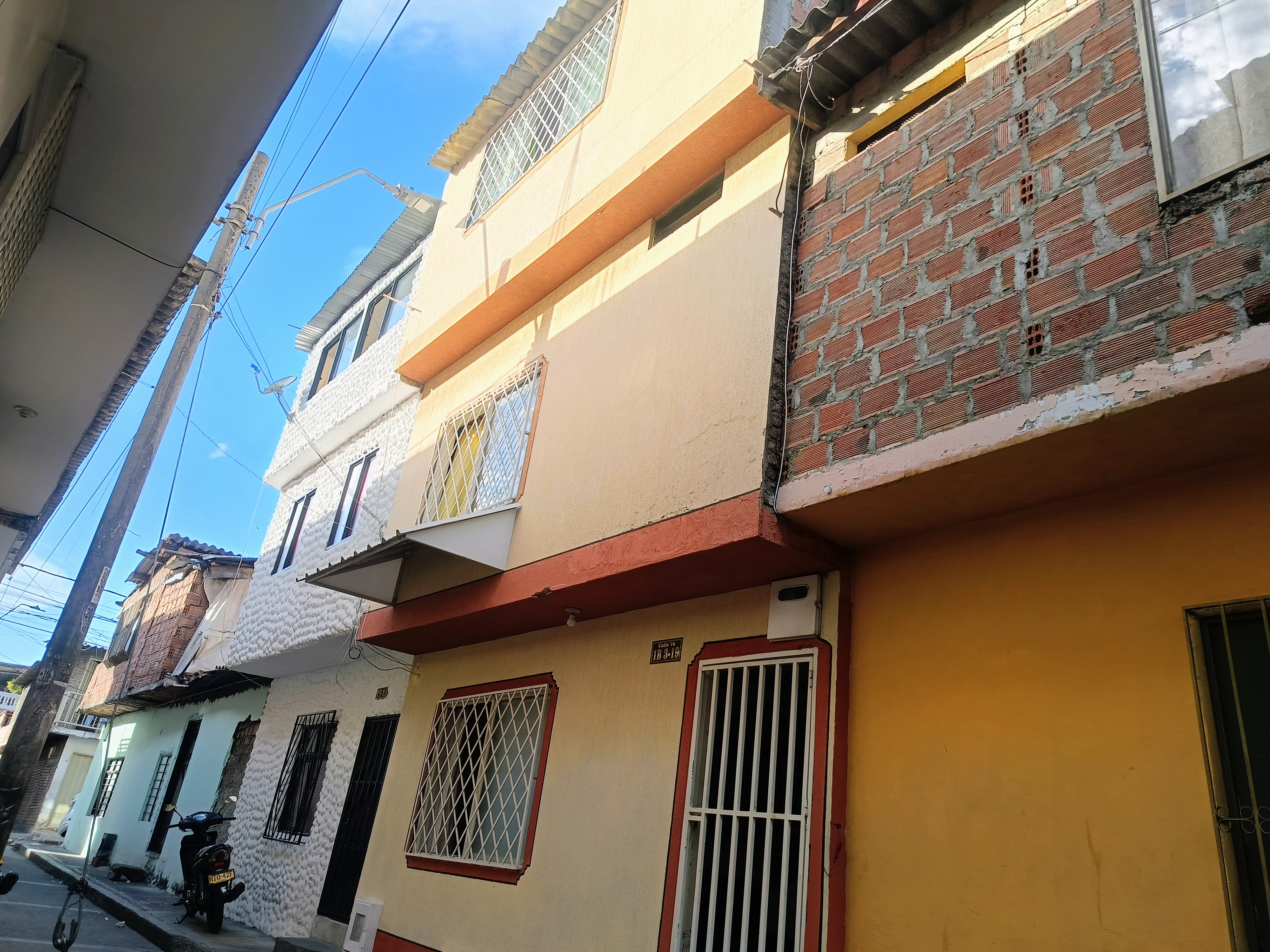 VENTA CASA UNIFAMILIAR ORIENTE PETECUY 2